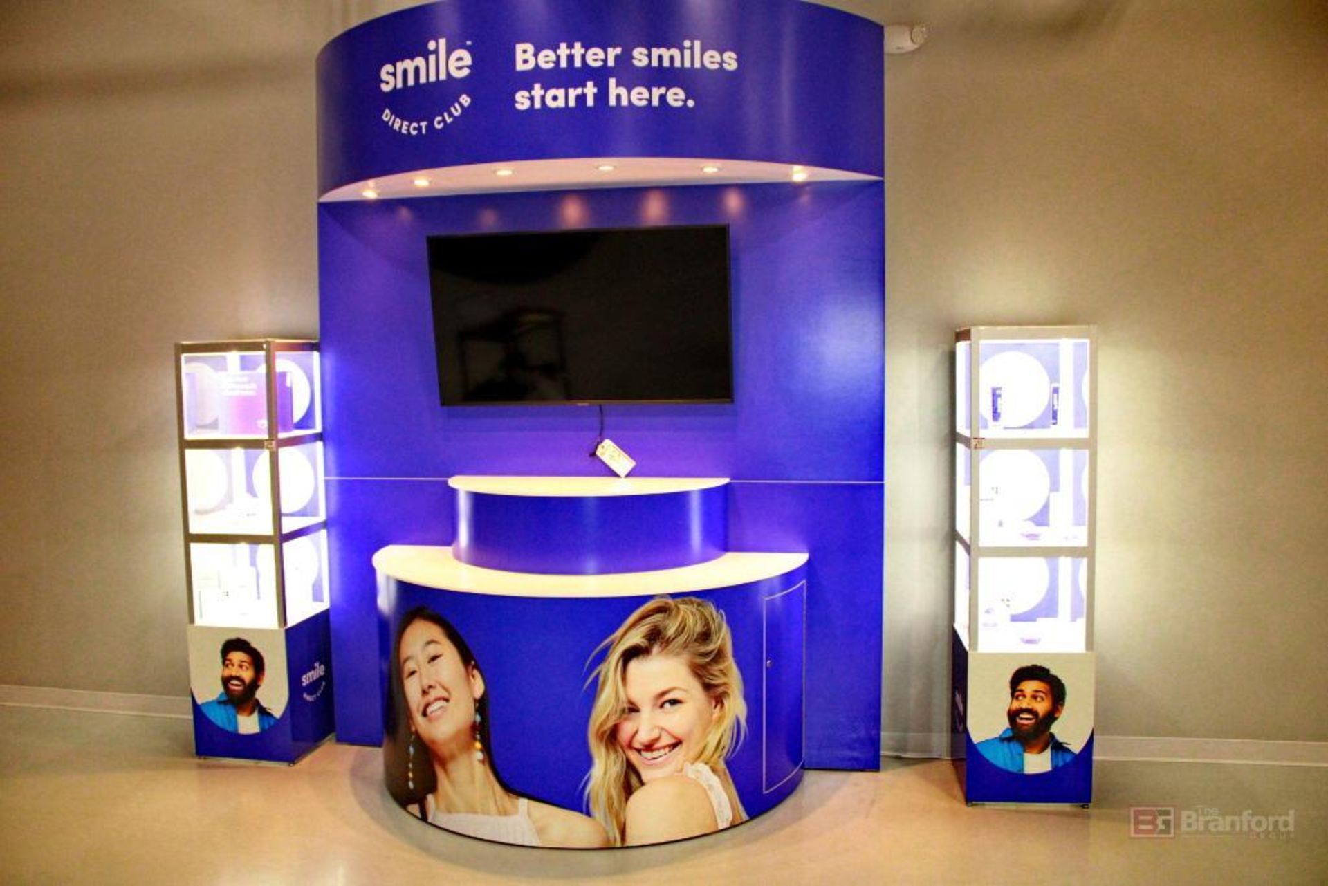 Smile Direct Displays & Samsung TV