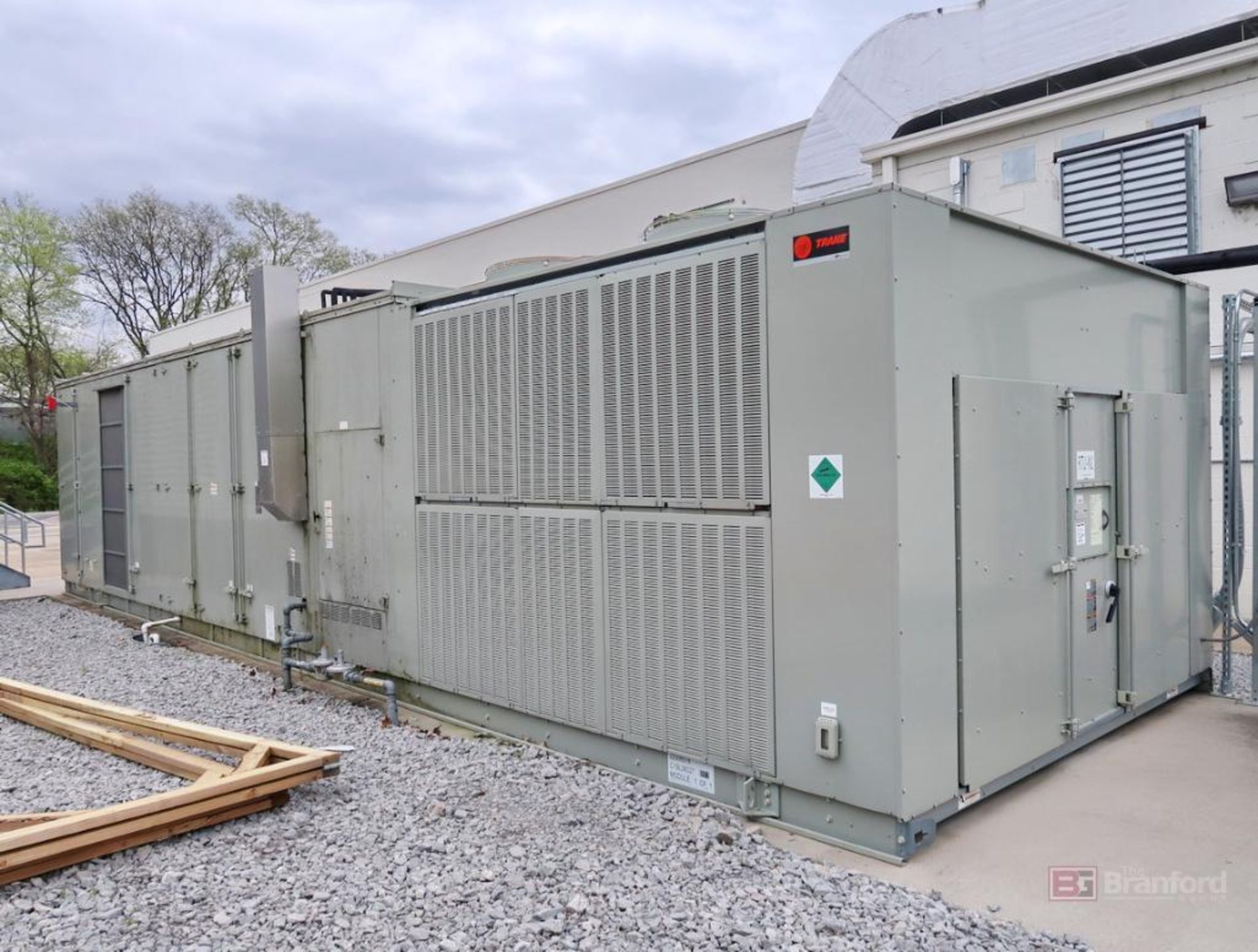 Trane Intellipak-II Self-contained Natural Gas-Fired 105-Ton HVAC System, (2019)