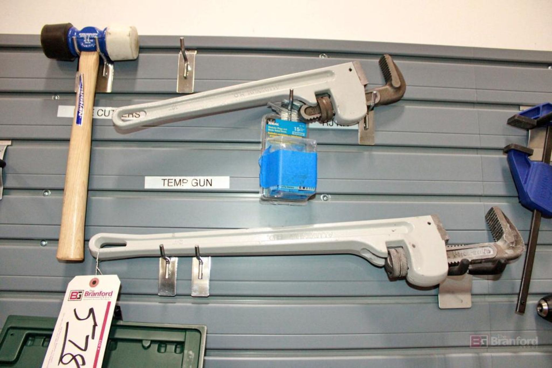 Contents of Tool Wall, with cart of tools - Image 7 of 11