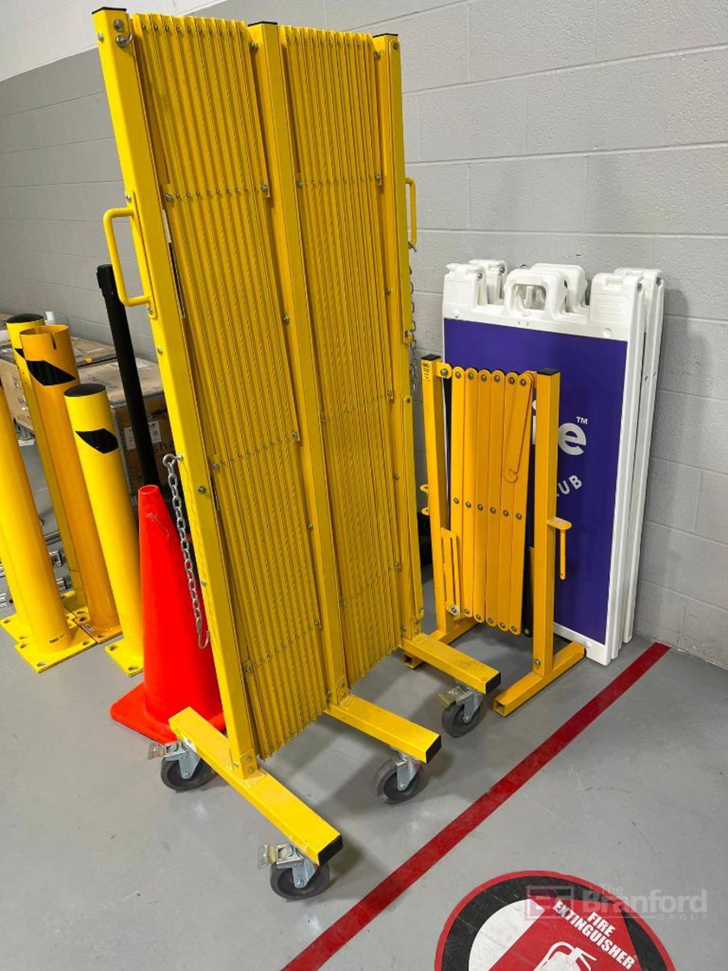 Misc. Safety Barriers - Image 2 of 5