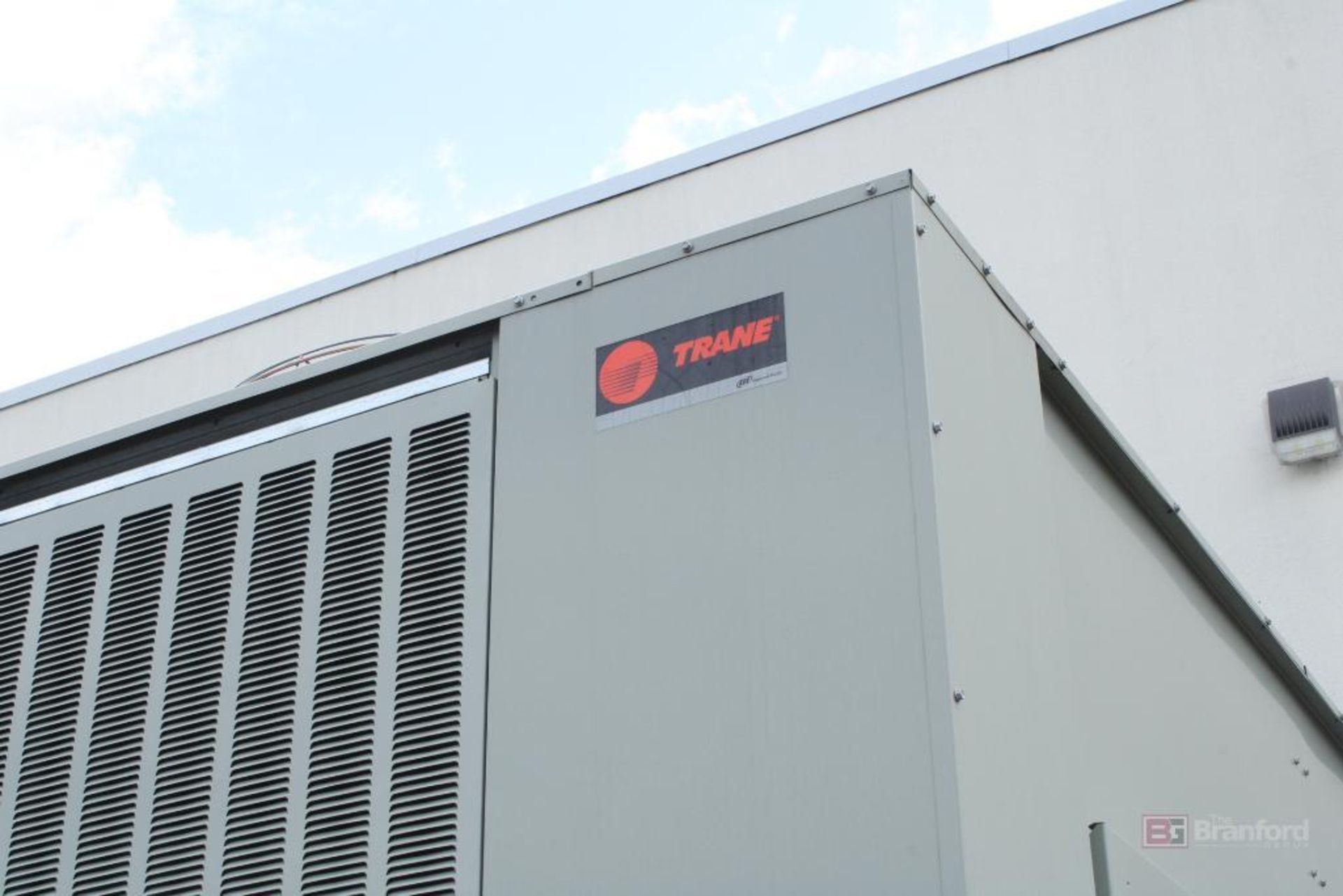 Trane Intellipak-II Self-contained Natural Gas-Fired 105-Ton HVAC System - Image 38 of 40