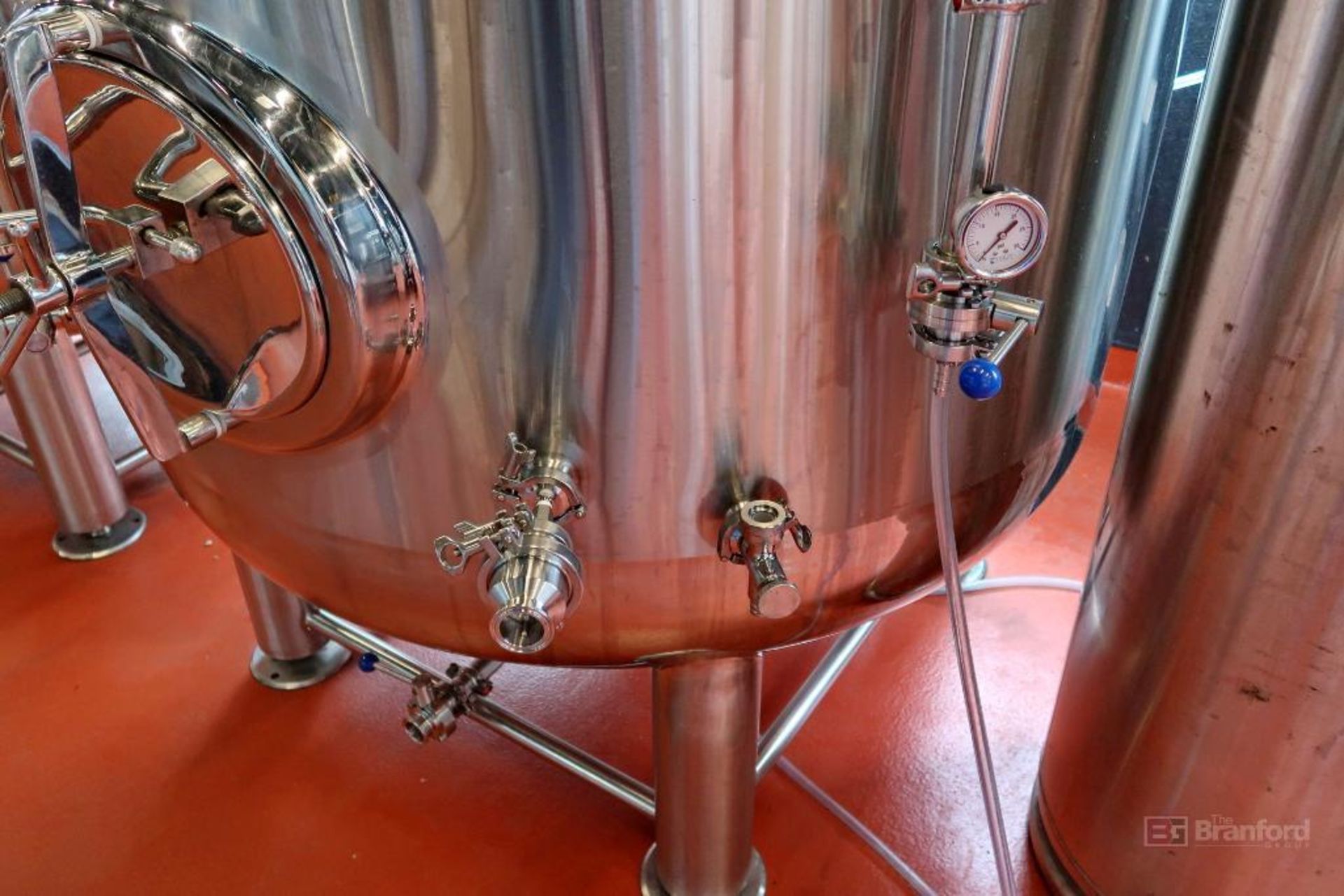 Stout 20-Bbl Jacketed Brite Beer Tank; (2021) - Image 2 of 7