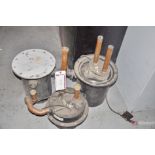 Single & dual pump buckets