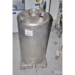 Stainless steel 30-gallon not jacketed tank