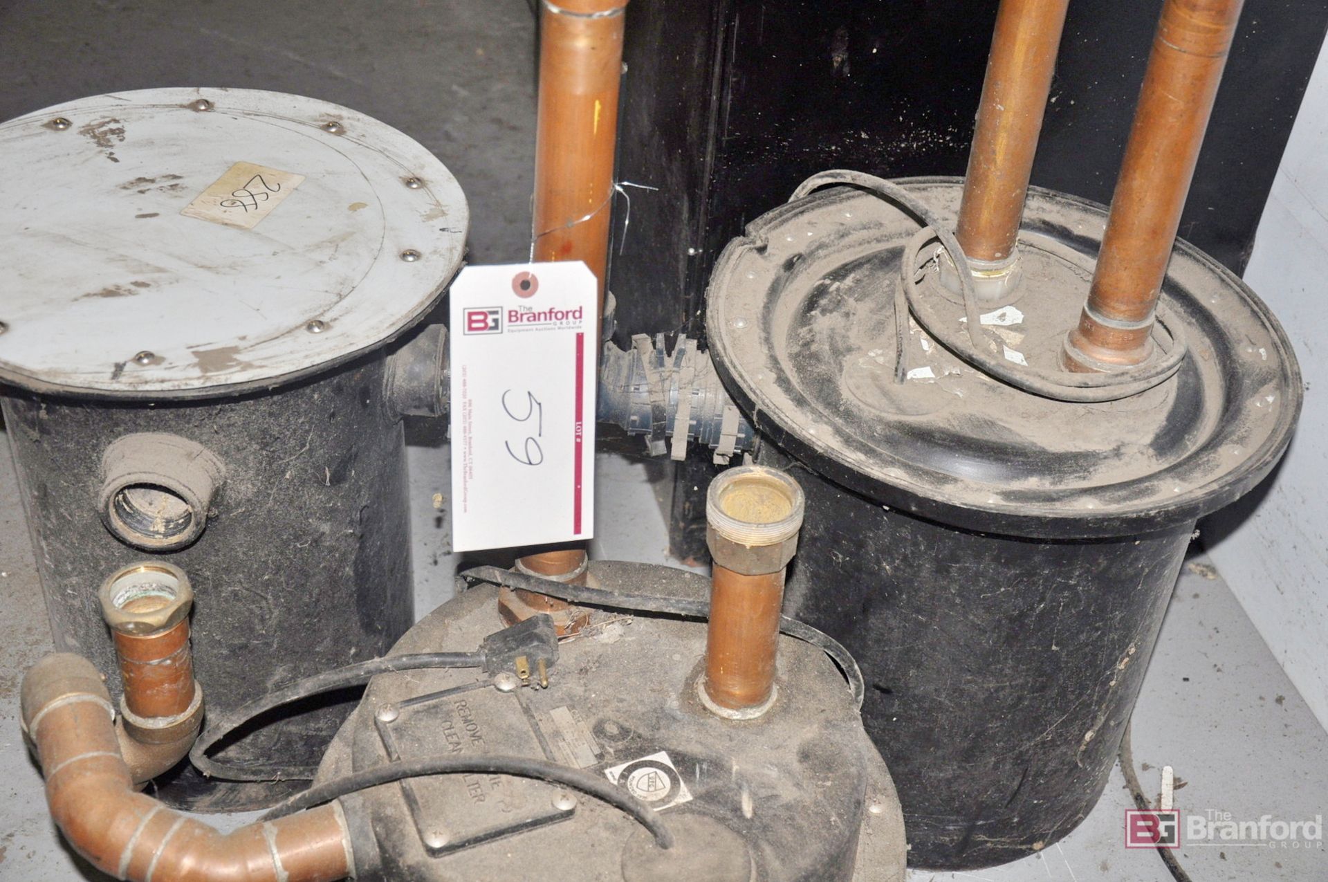 Single & dual pump buckets - Image 4 of 4