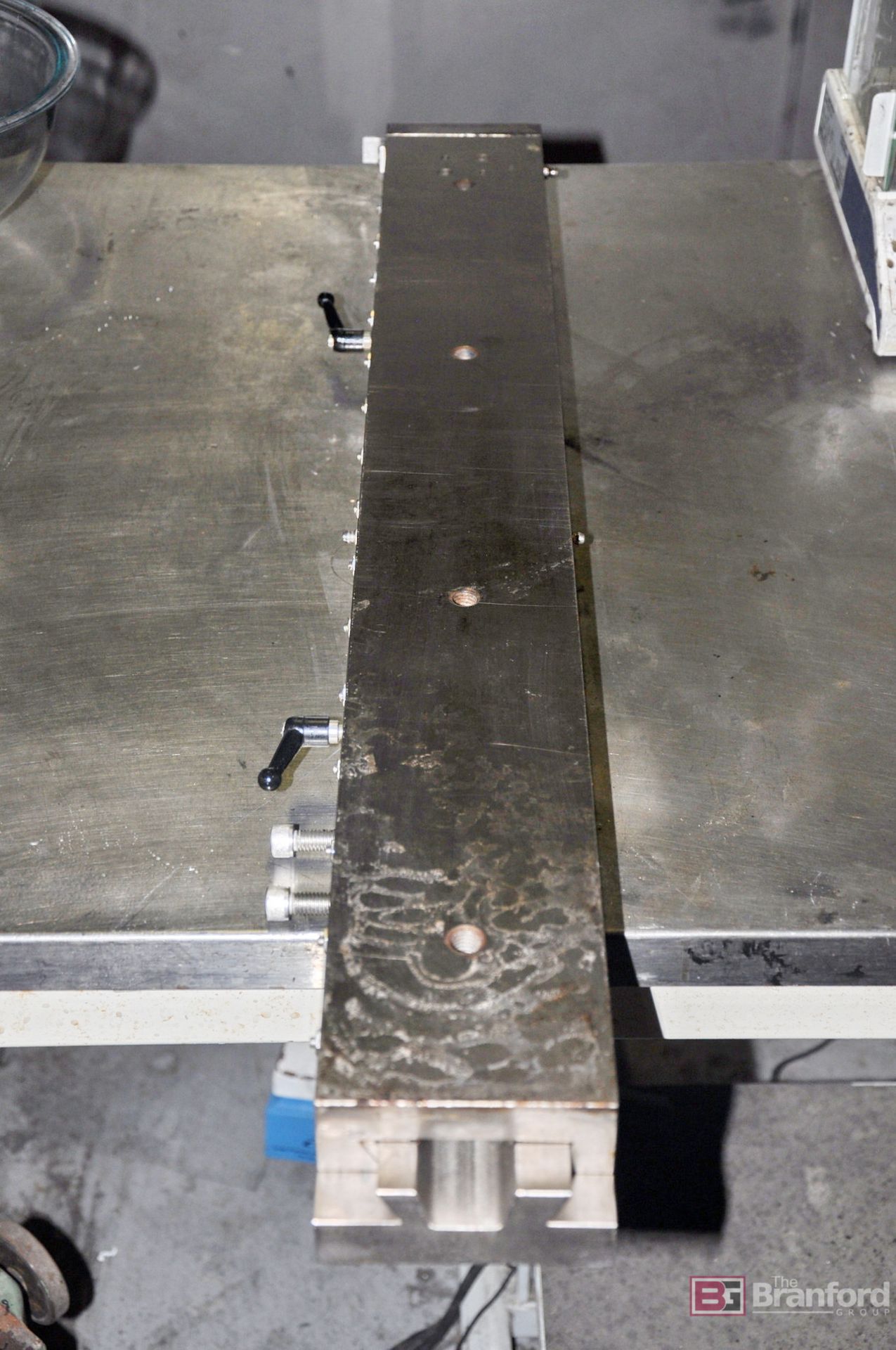 4"x 33" Stainless steel linear slide - Image 6 of 6