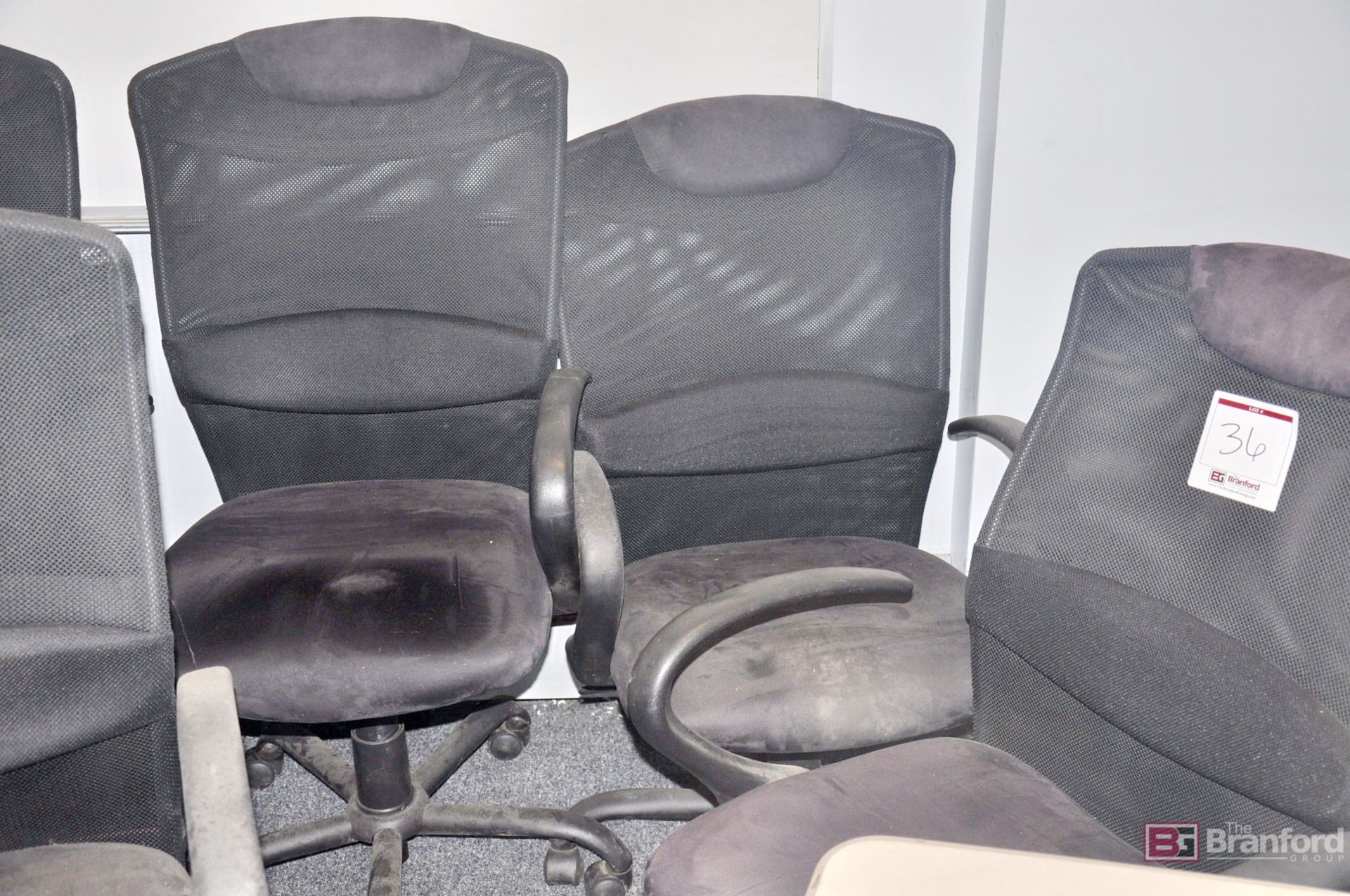 (5) Ergo chairs w/ netting - Image 4 of 4