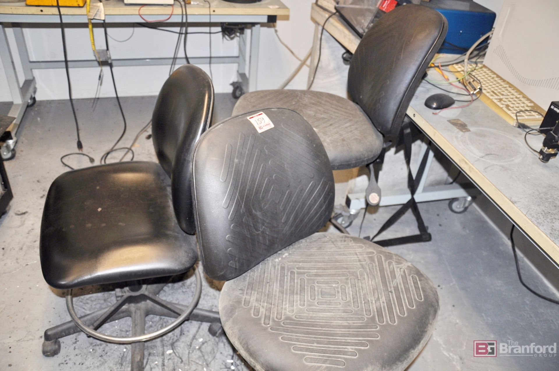 (3) Lab chairs
