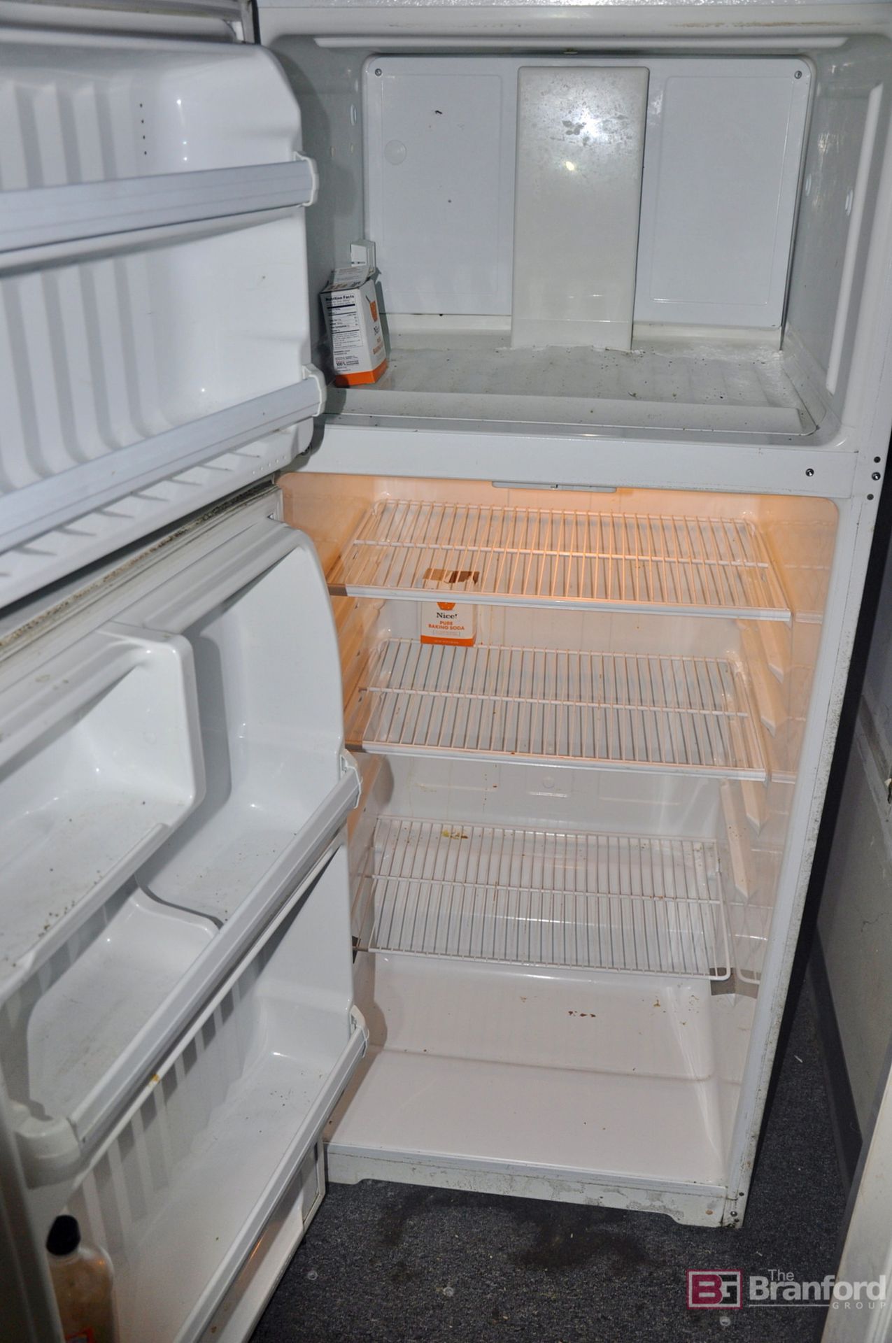 Refrigerator w/ top freezer - Image 2 of 2