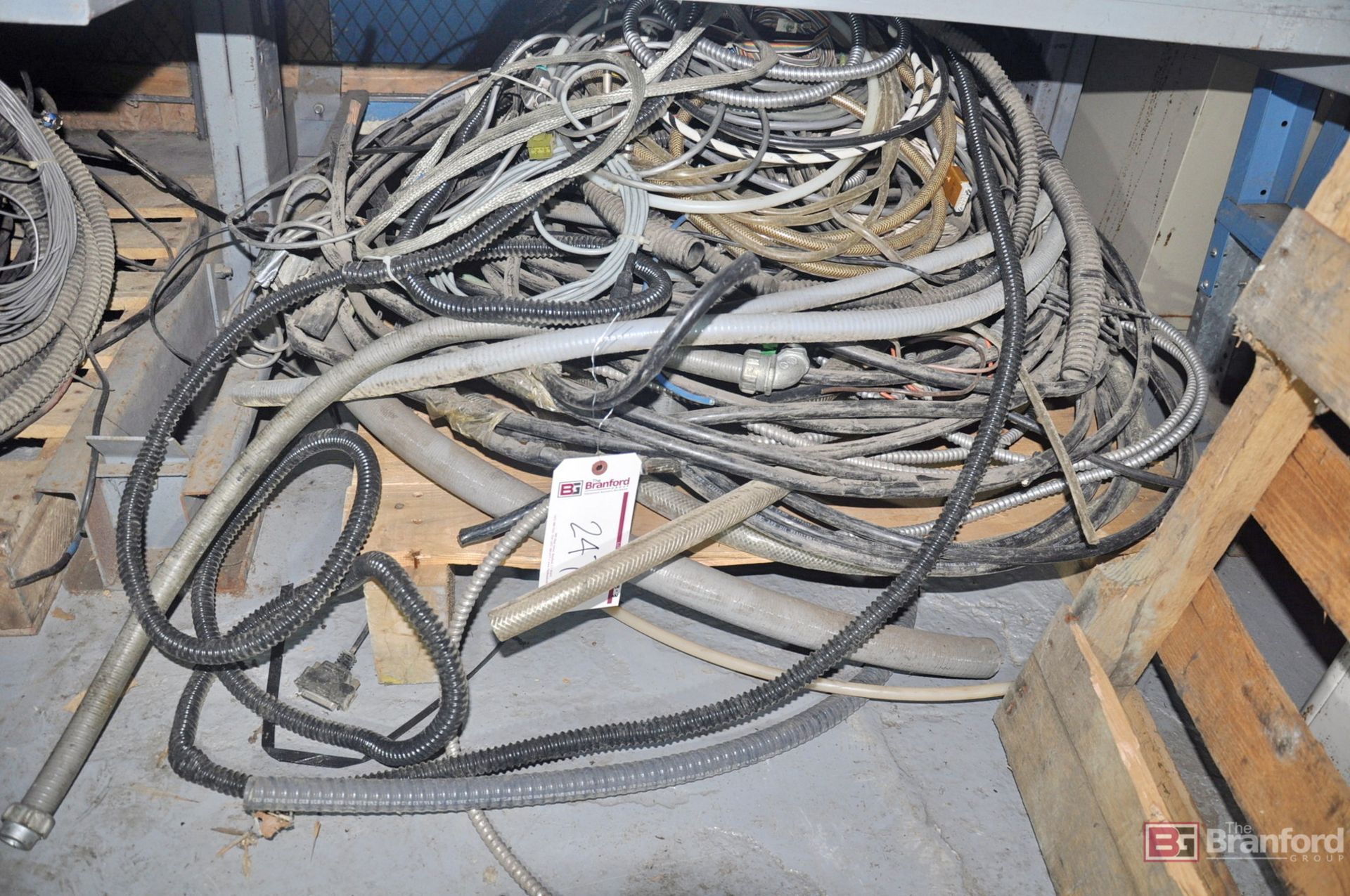 (3) Small skids of assorted wire & hoses - Image 4 of 5
