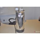 Millipore 20L pressure vessel 4-top ports w/ pressure gauge & shut off valve