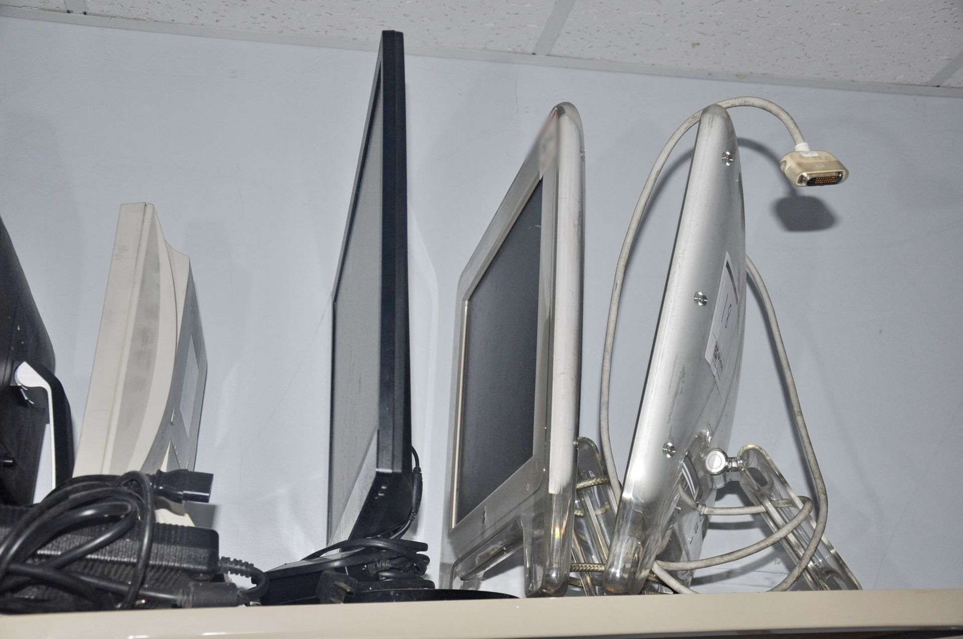 Lot of assorted flat panel monitors - Image 3 of 4