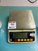 VME Model: VB-302A Digital Parts Scale