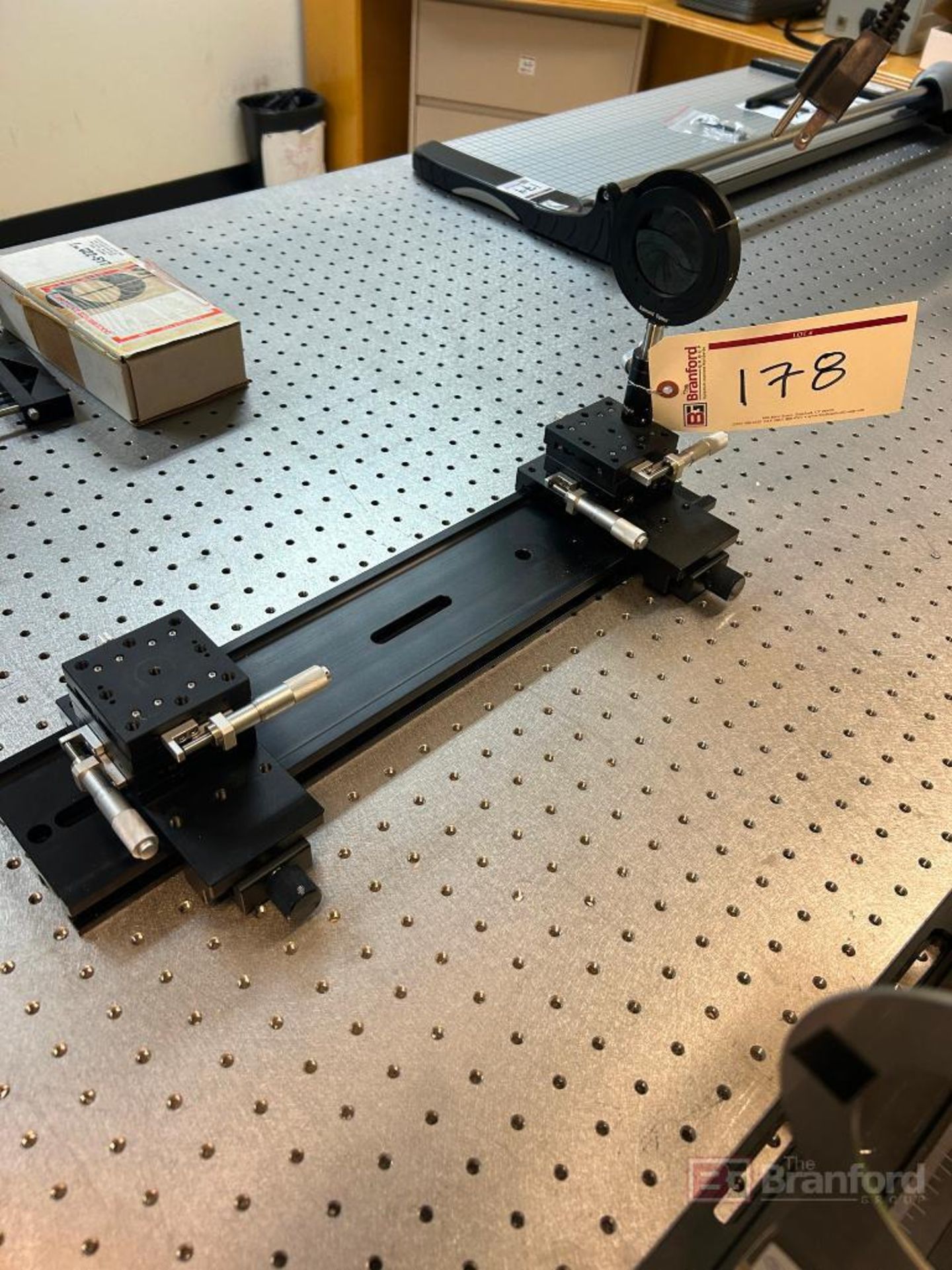 ThorLabs Optical Measurement Tool, OptoSigma BRS-12-40