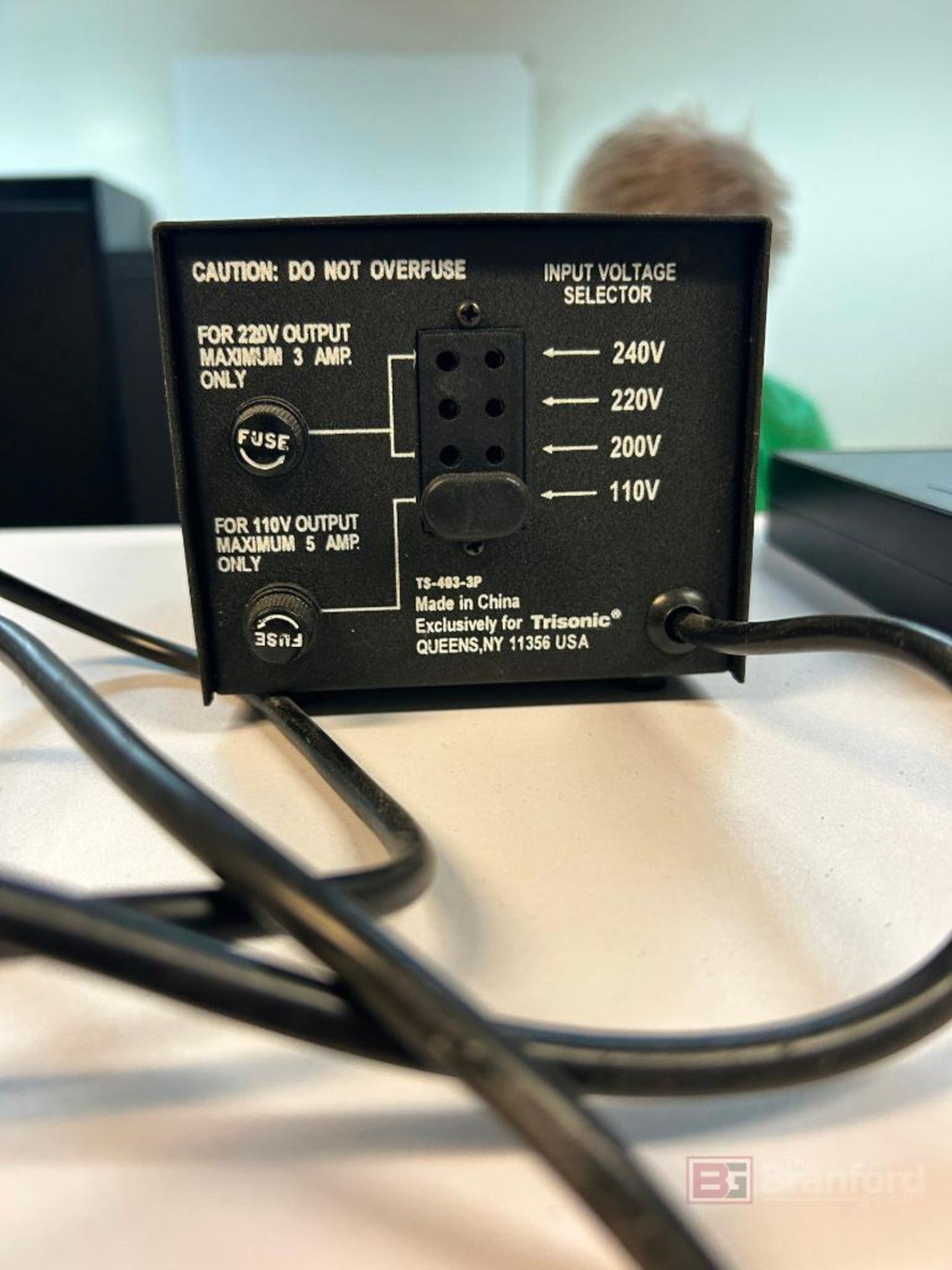 Mightex Multi-Channel Universal LED Controller - Image 5 of 6