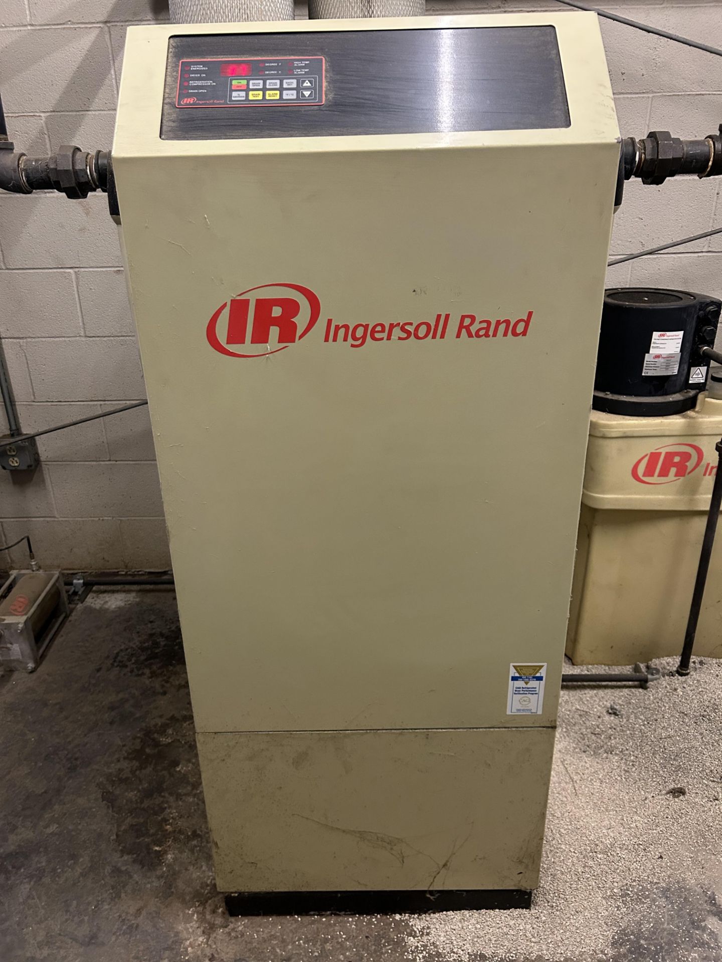 Ingersoll Rand NVC400A40N Air Dryer