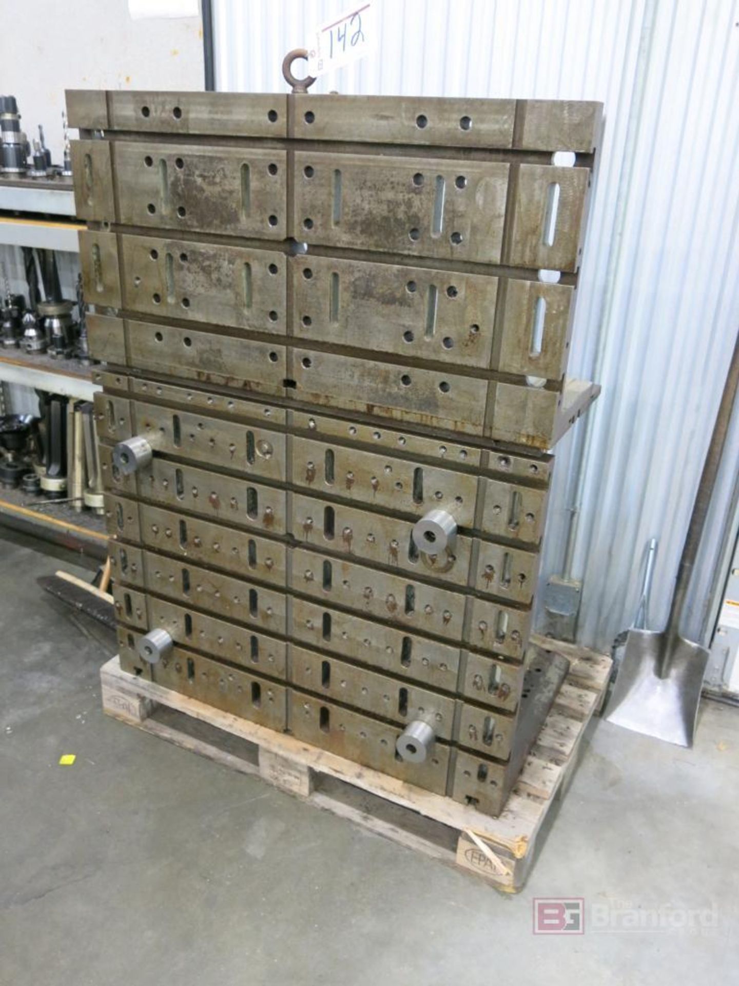 42" x 22" Angle Plate, 32" x 42" Angle Plate - Image 2 of 2