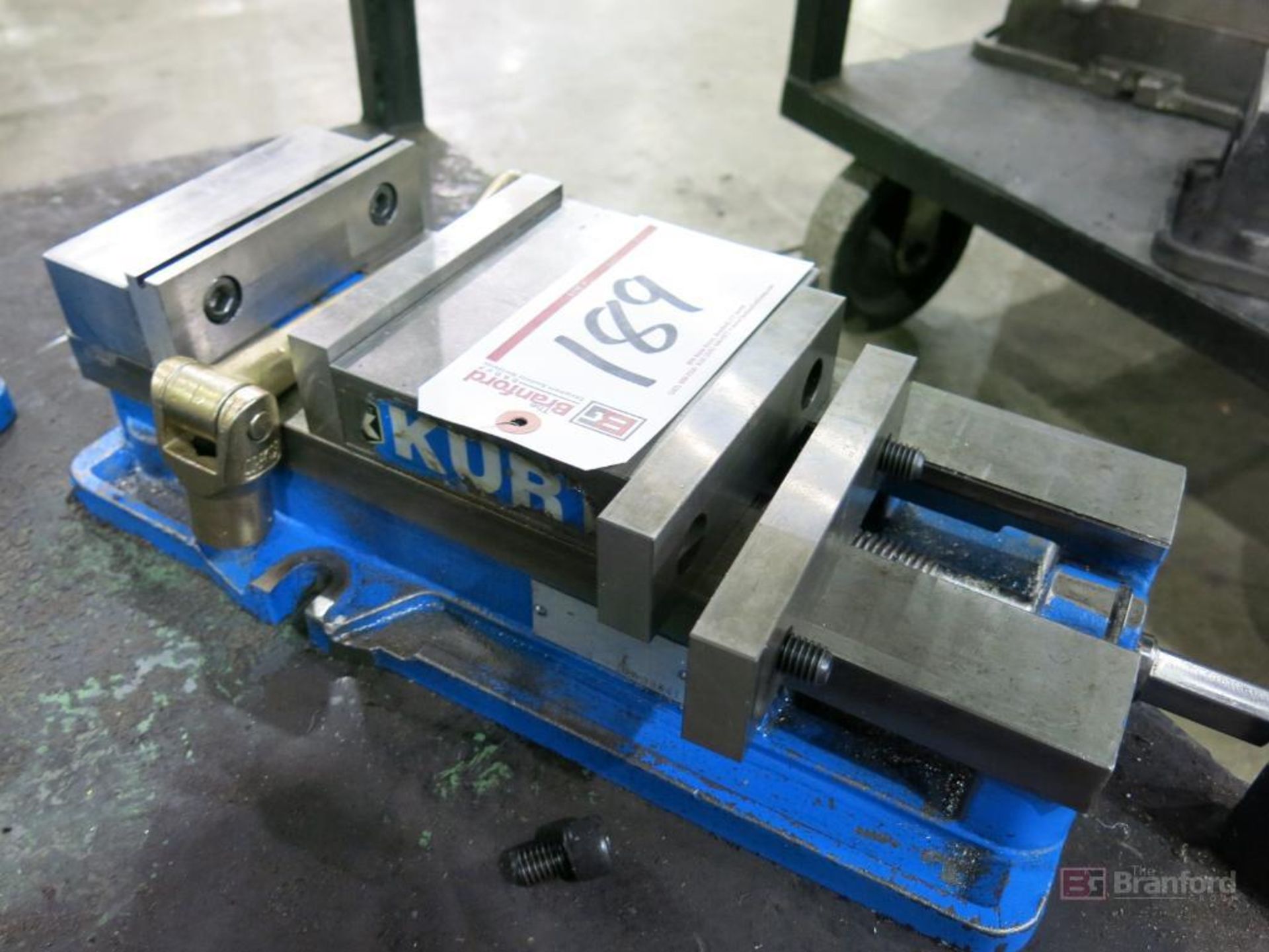 Kurt D688 6" Machinist Vise