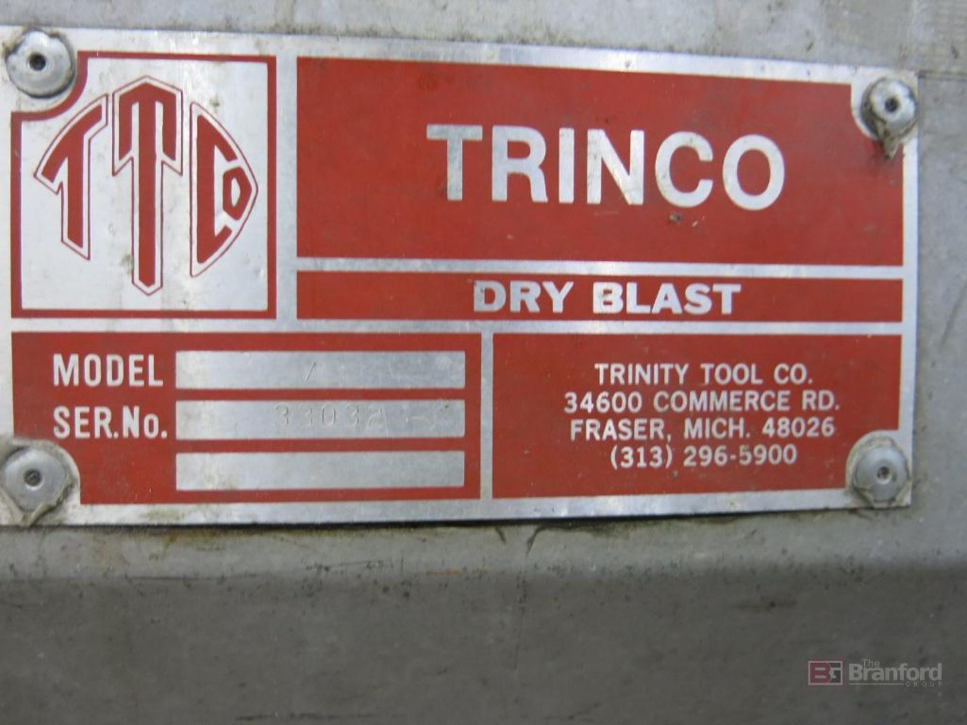 Trico 36" Sand Blast Cabinet w/ Trinco BP2 Dust Collector - Image 3 of 3