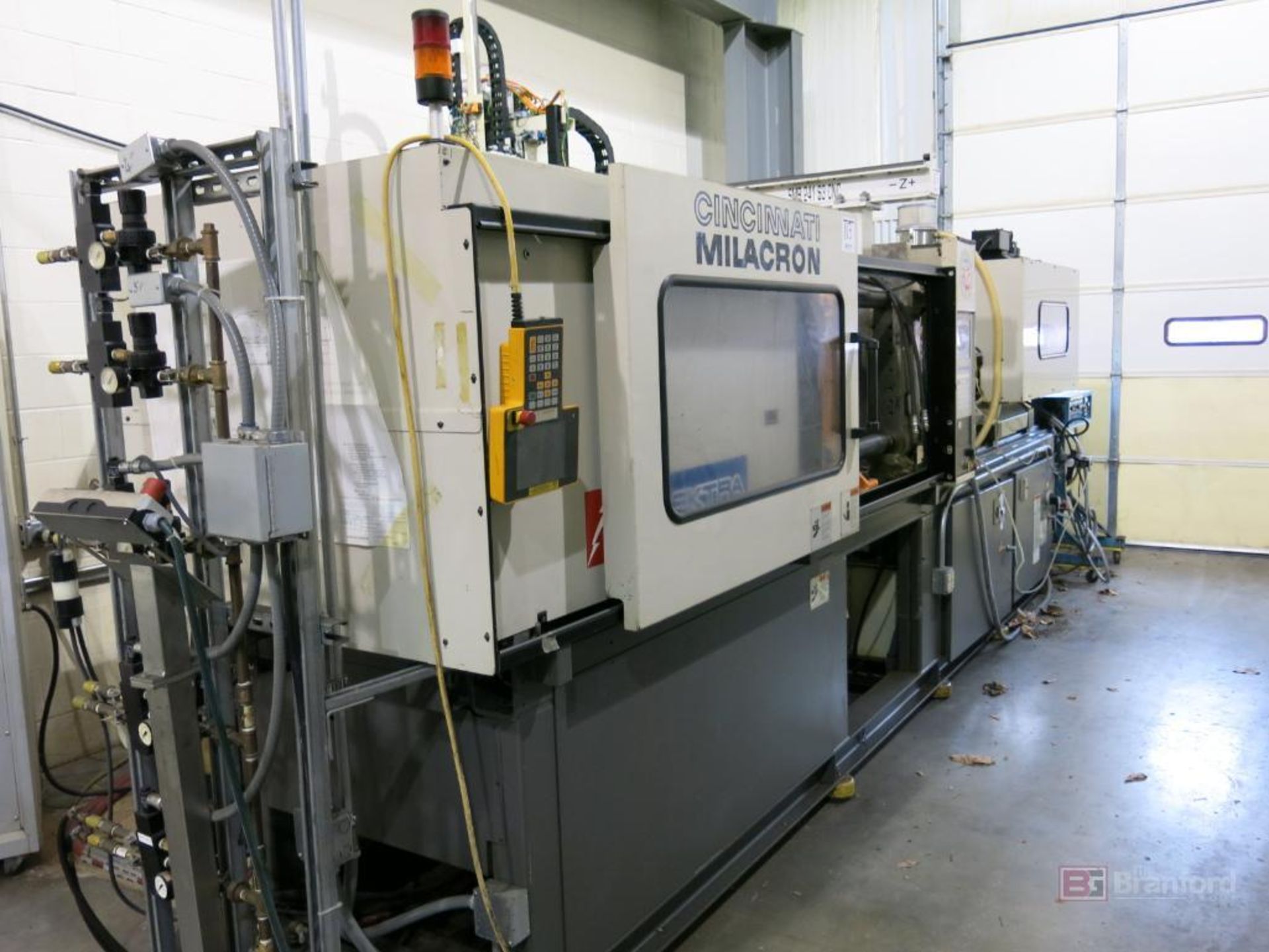 Cincinnati Milacron Elektra Injection Molding Machine