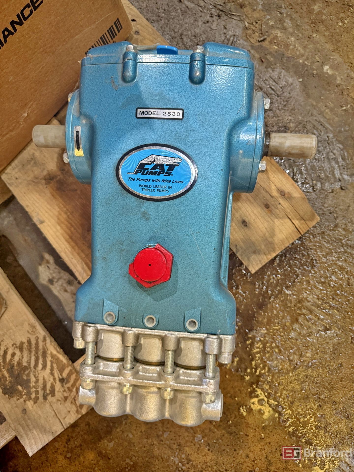 (2) Baldor CSSEWDM3558T Motors & CAT 2530 triplex pump - Image 13 of 13