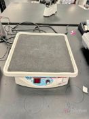 Scientific Industries Mini-100 Orbital Genie Shaker