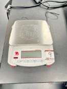 Ohaus Navigator Scale model NV1201