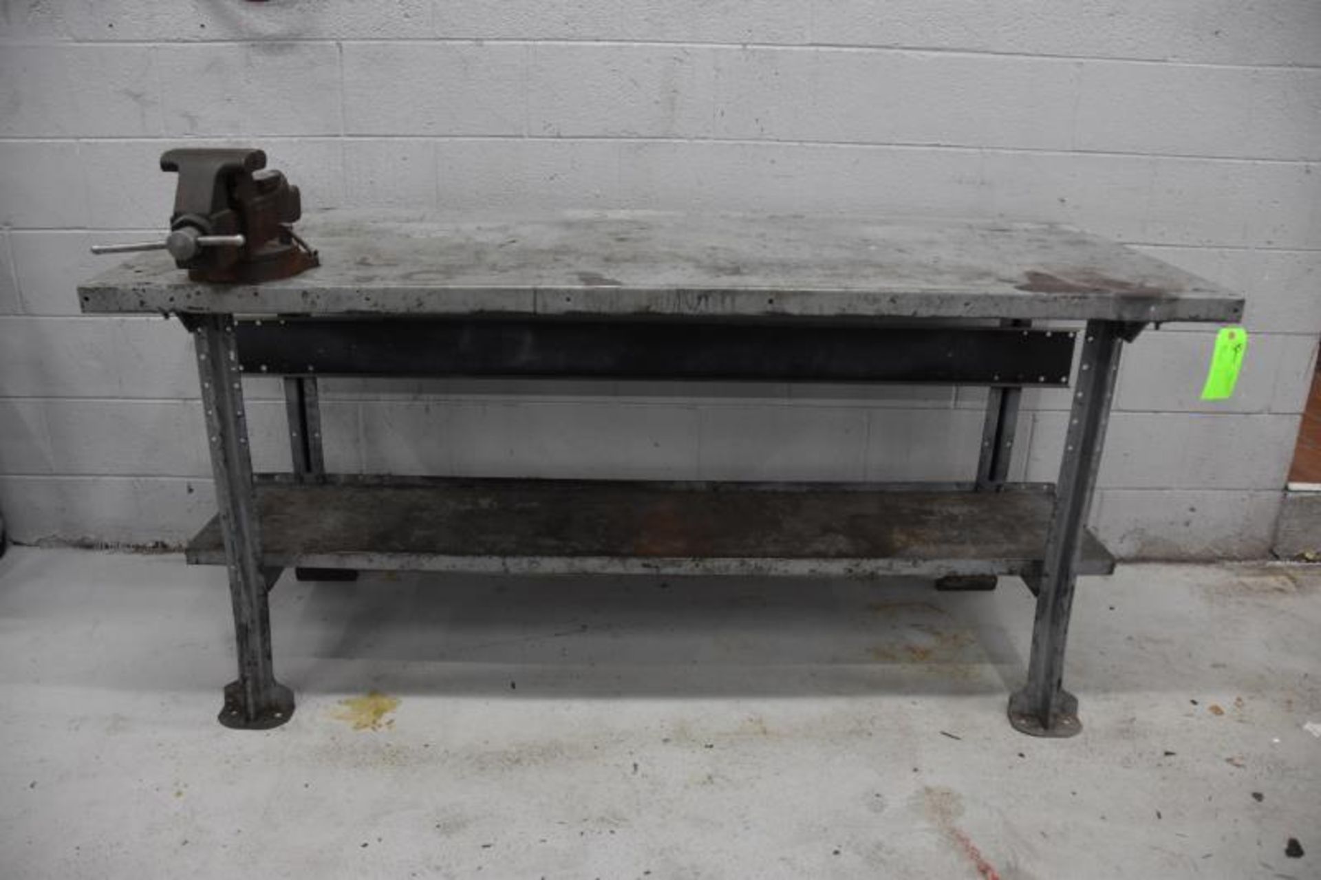 Metal Shop Bench with Vice