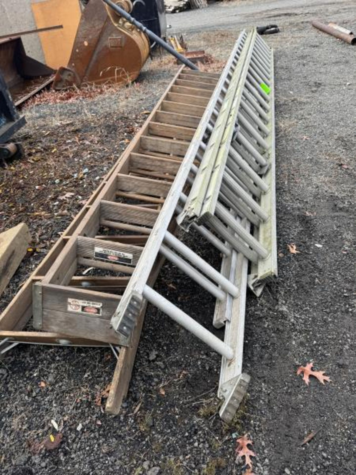 (2) Aluminum Extension Ladder & (2) Wooden Step Ladders