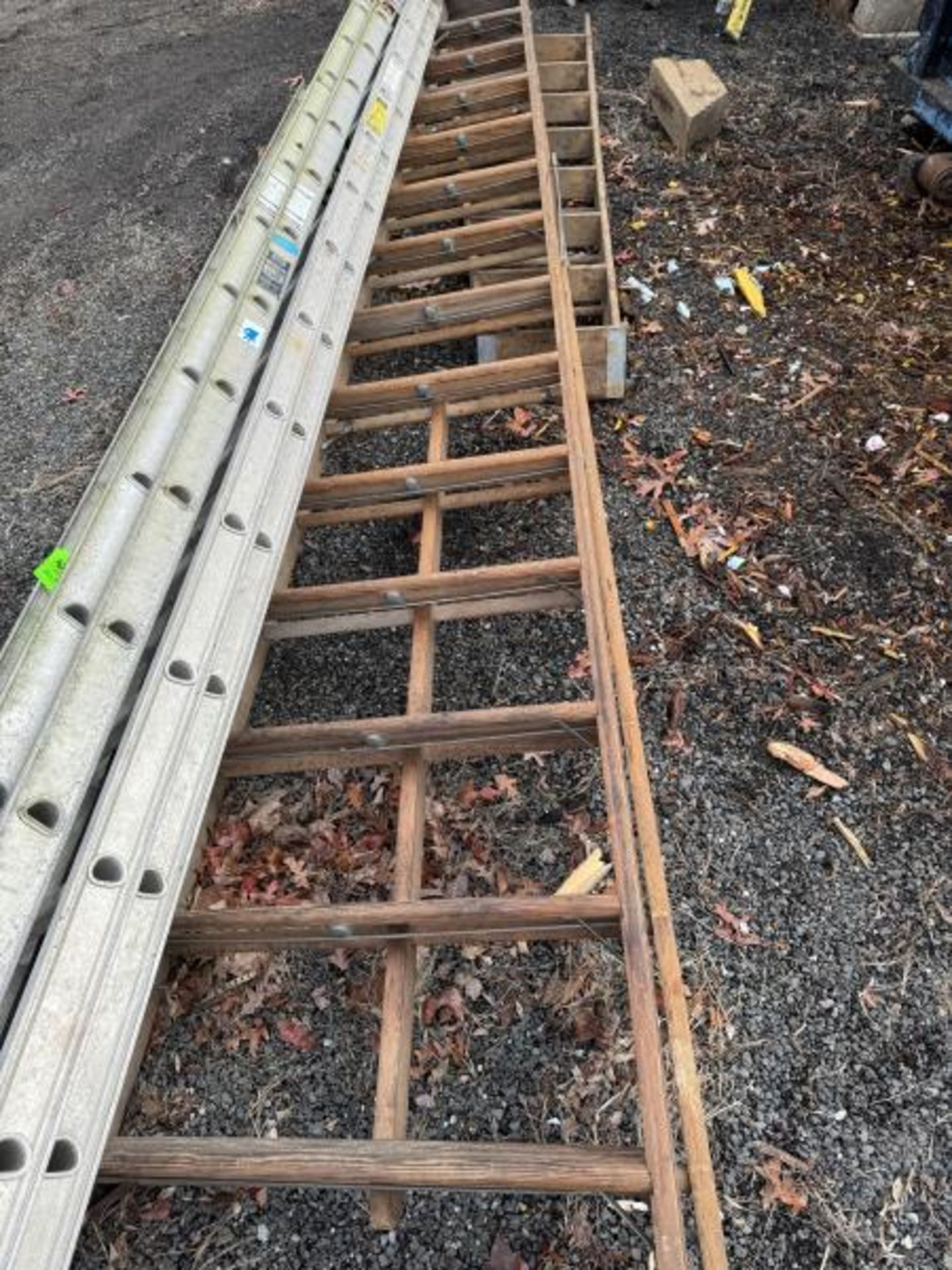 (2) Aluminum Extension Ladder & (2) Wooden Step Ladders - Image 5 of 8