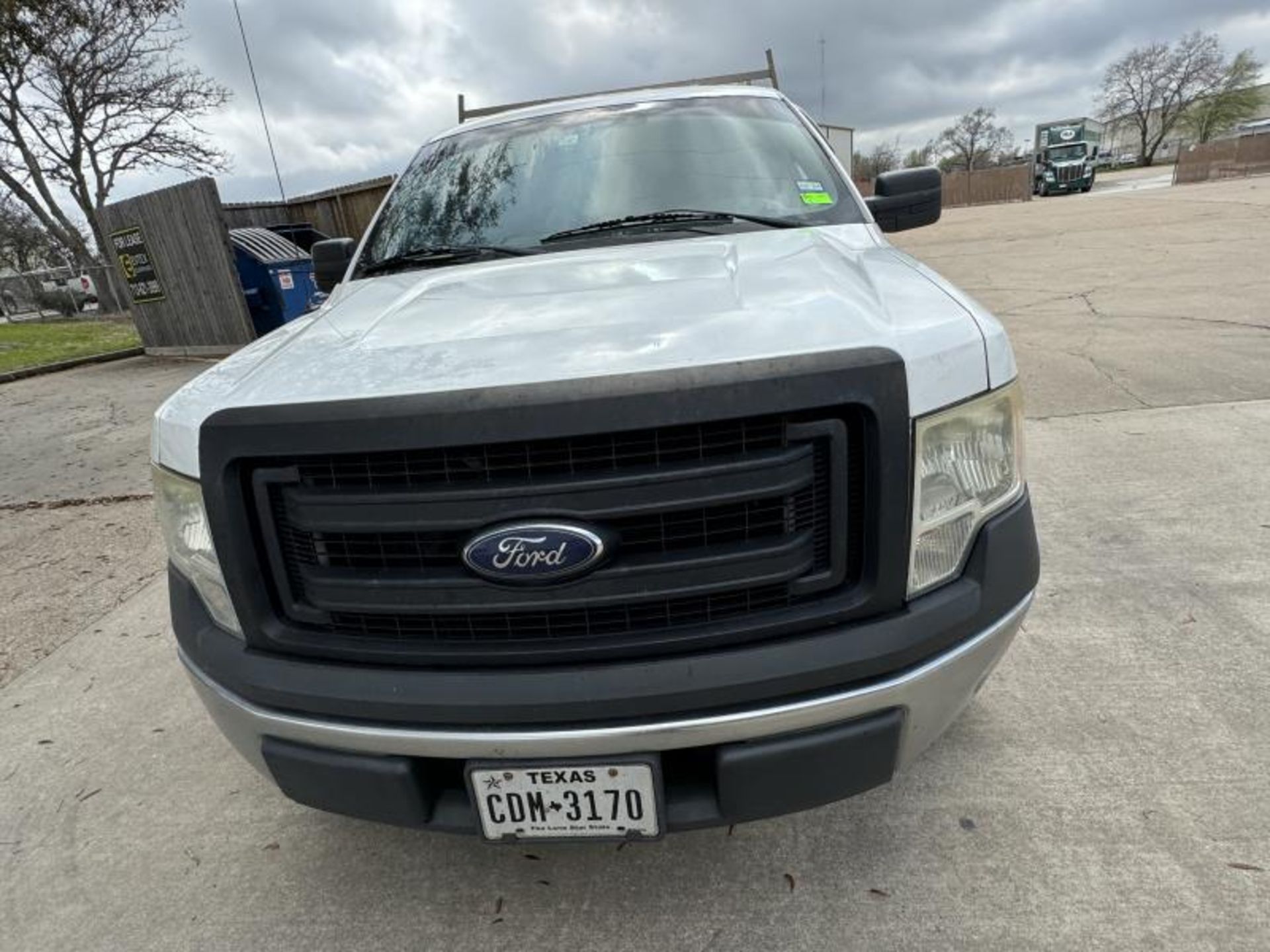 2013 Ford Pickup with Tool Box Shell, Poor Interior Crack In Windsheild, Mileage: 241,859 VIN: 1FTM - Image 18 of 23