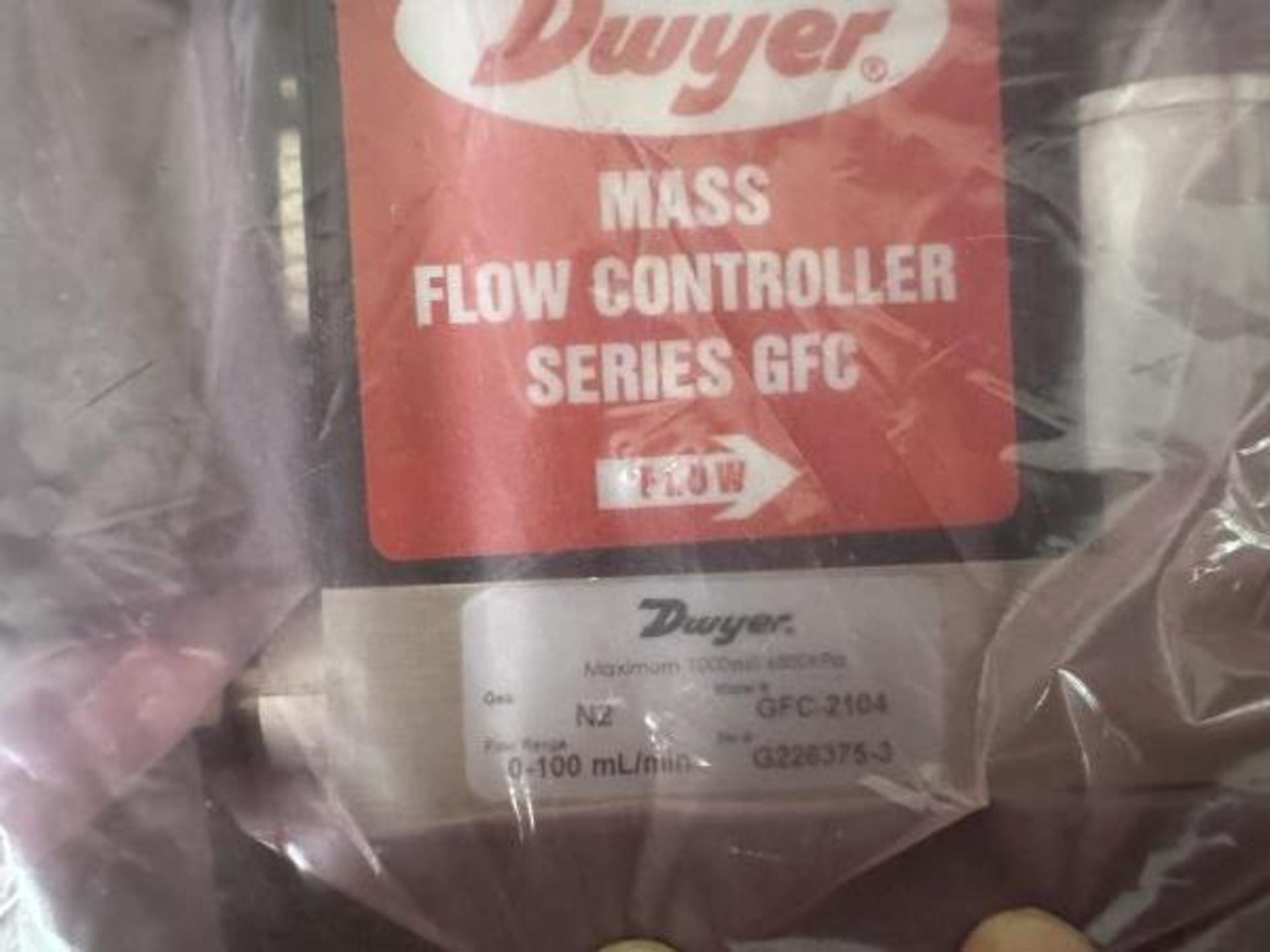 Dwyer Mass Flow Controller Series GFC M: GFC-2104, SN: G226375-3 - Image 2 of 4