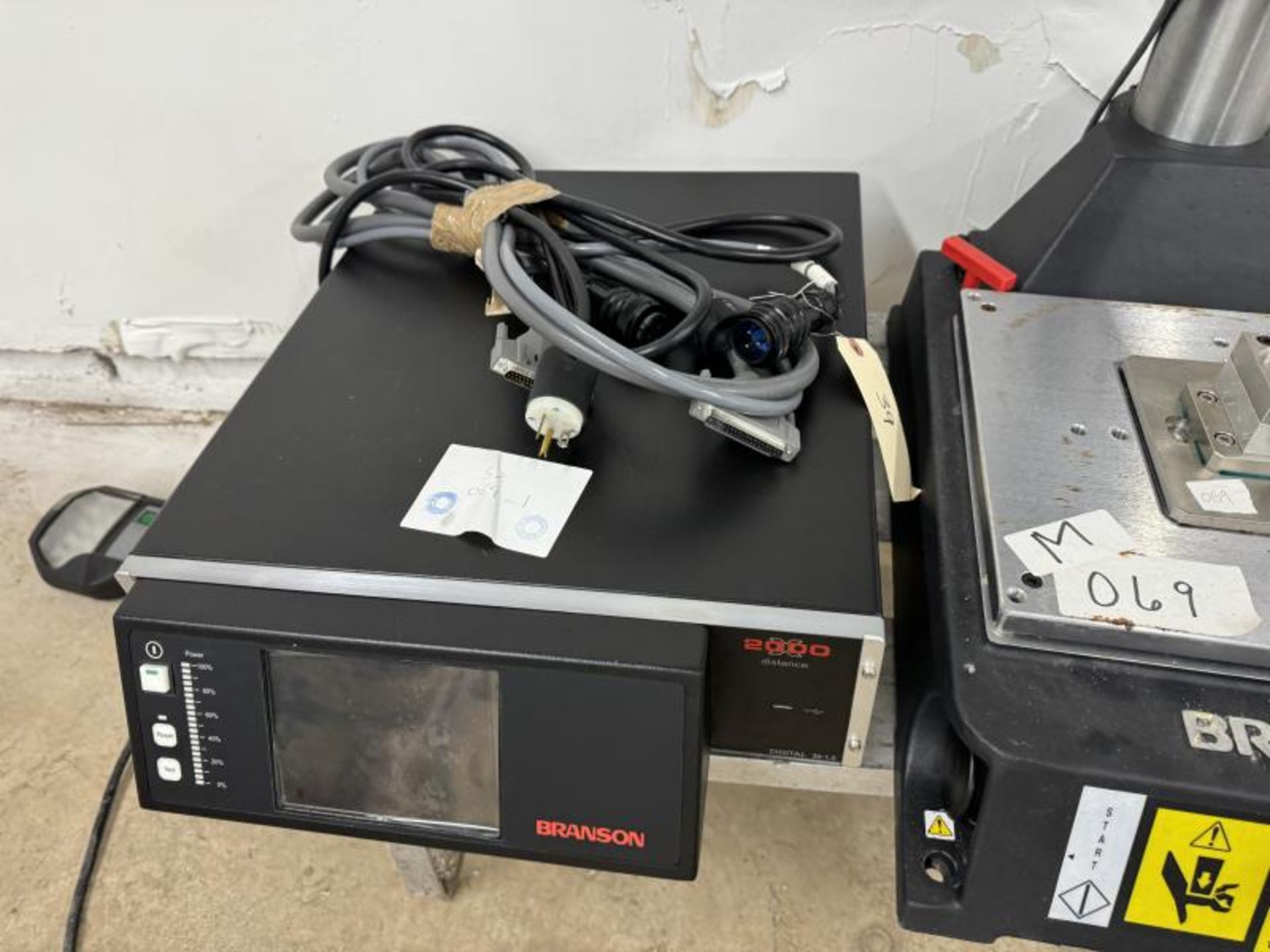 Branson 2000X Ultrasonic Welder, 230 Volt Plug - Image 4 of 8