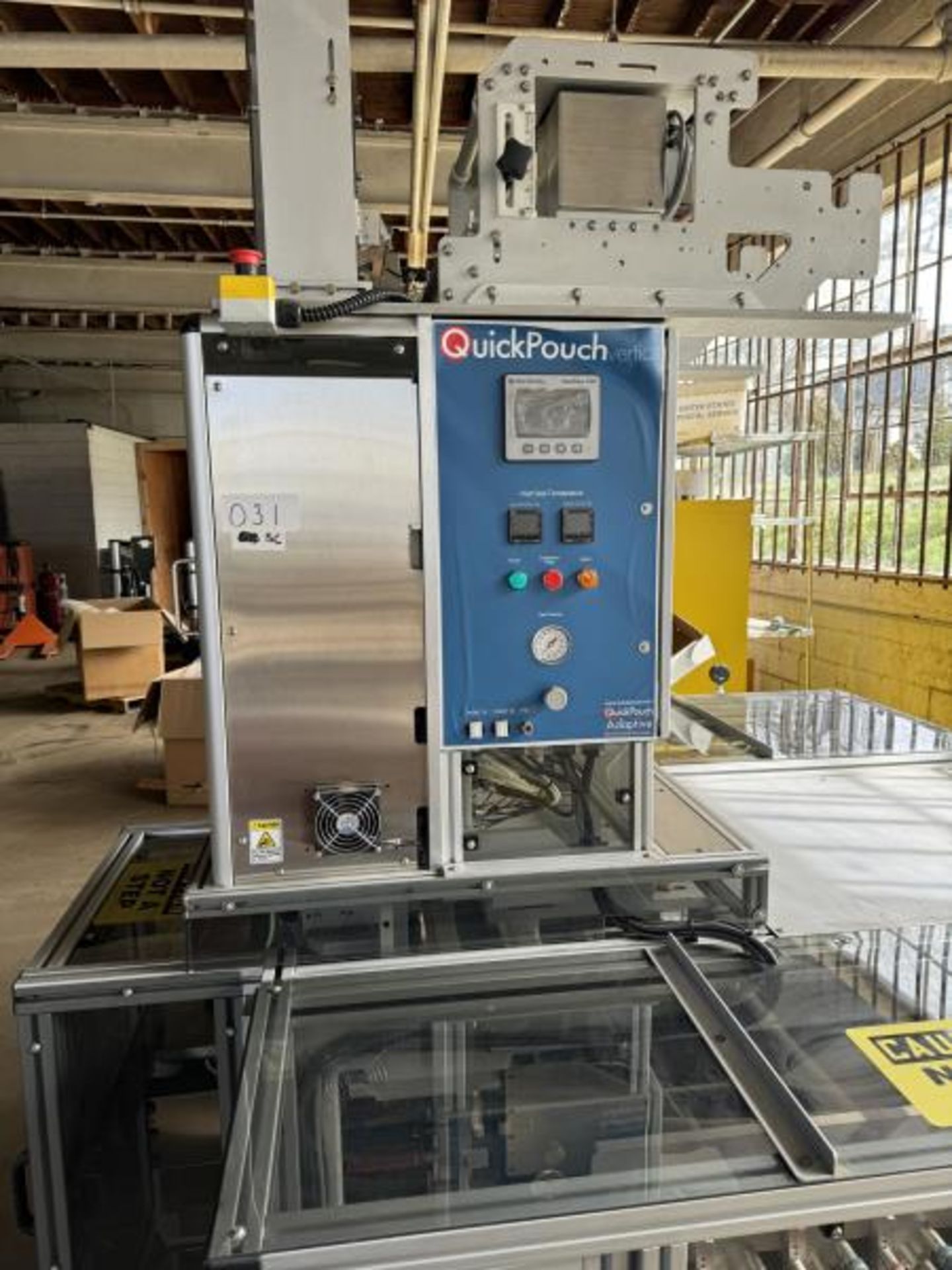 Quick Pouch Vertical Vacuum Packaging Quick Punch Vertical Vacuum Packaging Machine - Image 6 of 23