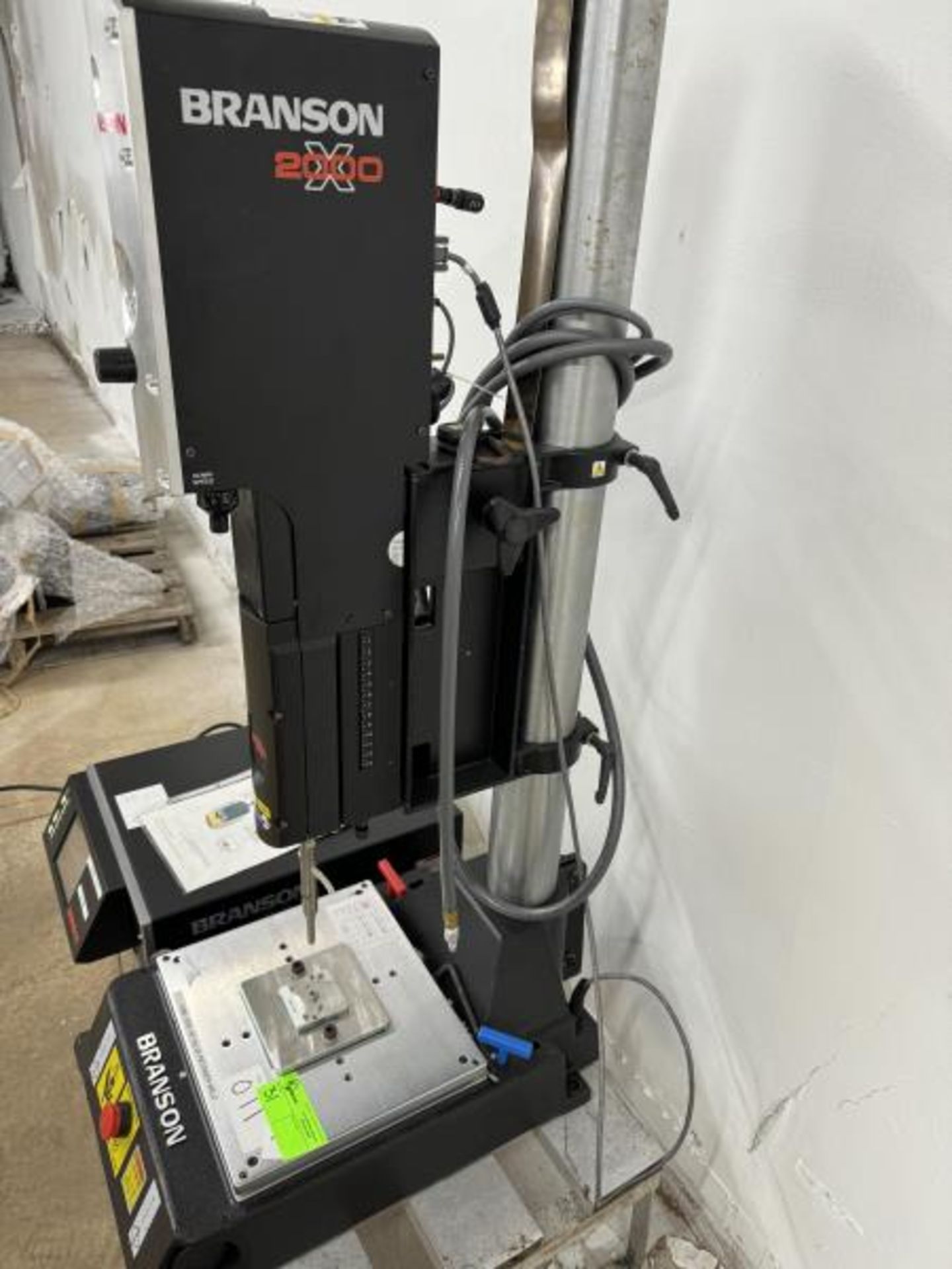 Branson 2000X Ultrasonic Welder - Image 2 of 11