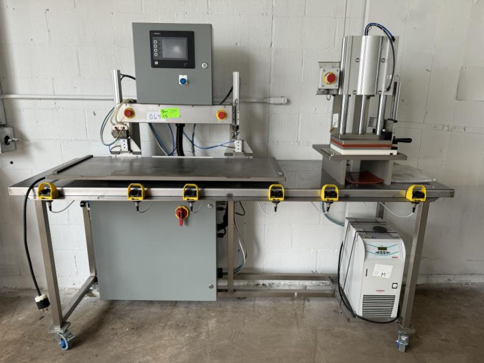 Triby Dual Station Part Sealer & Manifold Press with Julabo F250