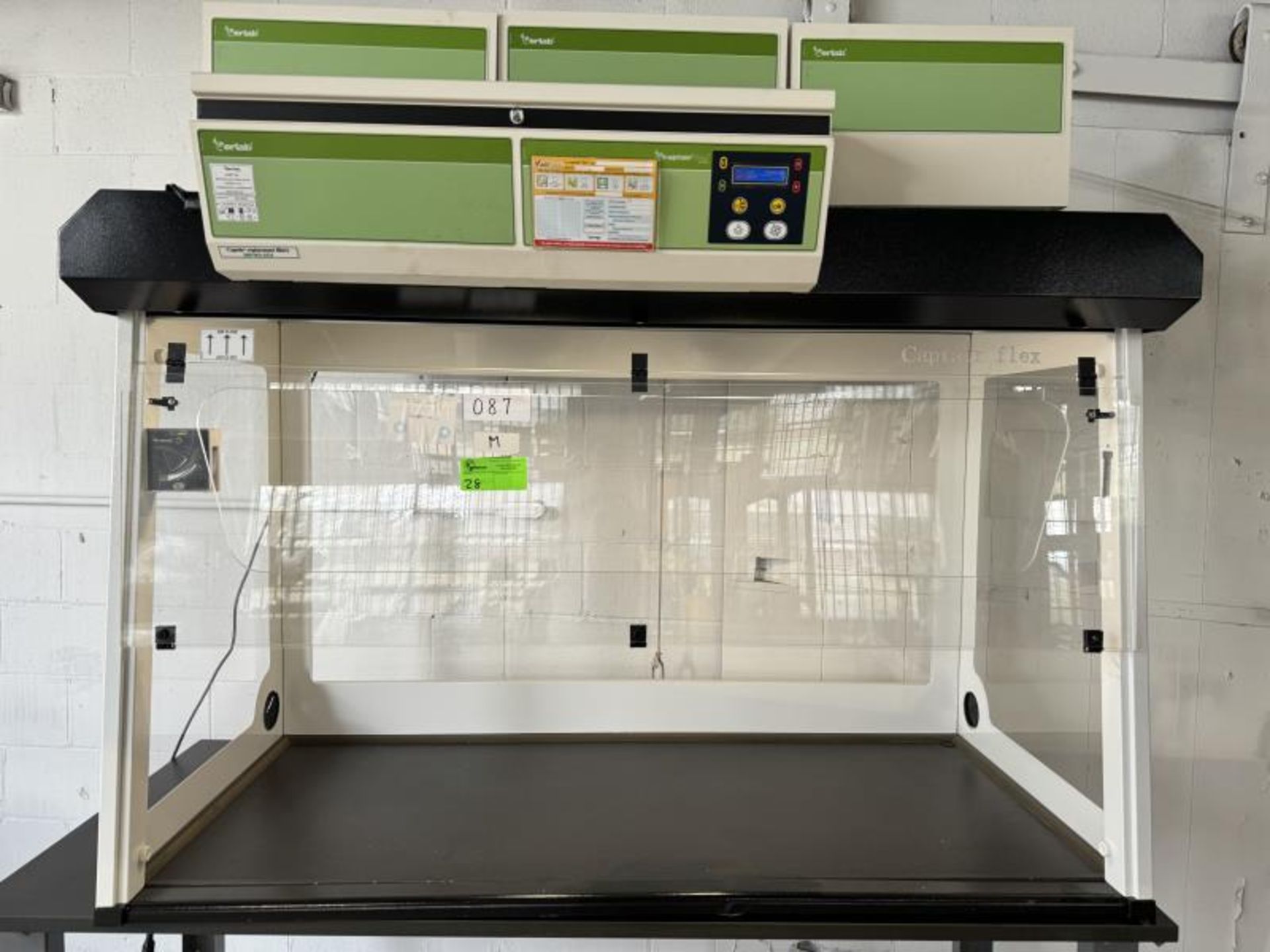 Erlab Clean Air Solution Lab Hood with Captair Flex M: XLS 633-9 SN: XLS-633-9-105-2013-CN - Image 2 of 8