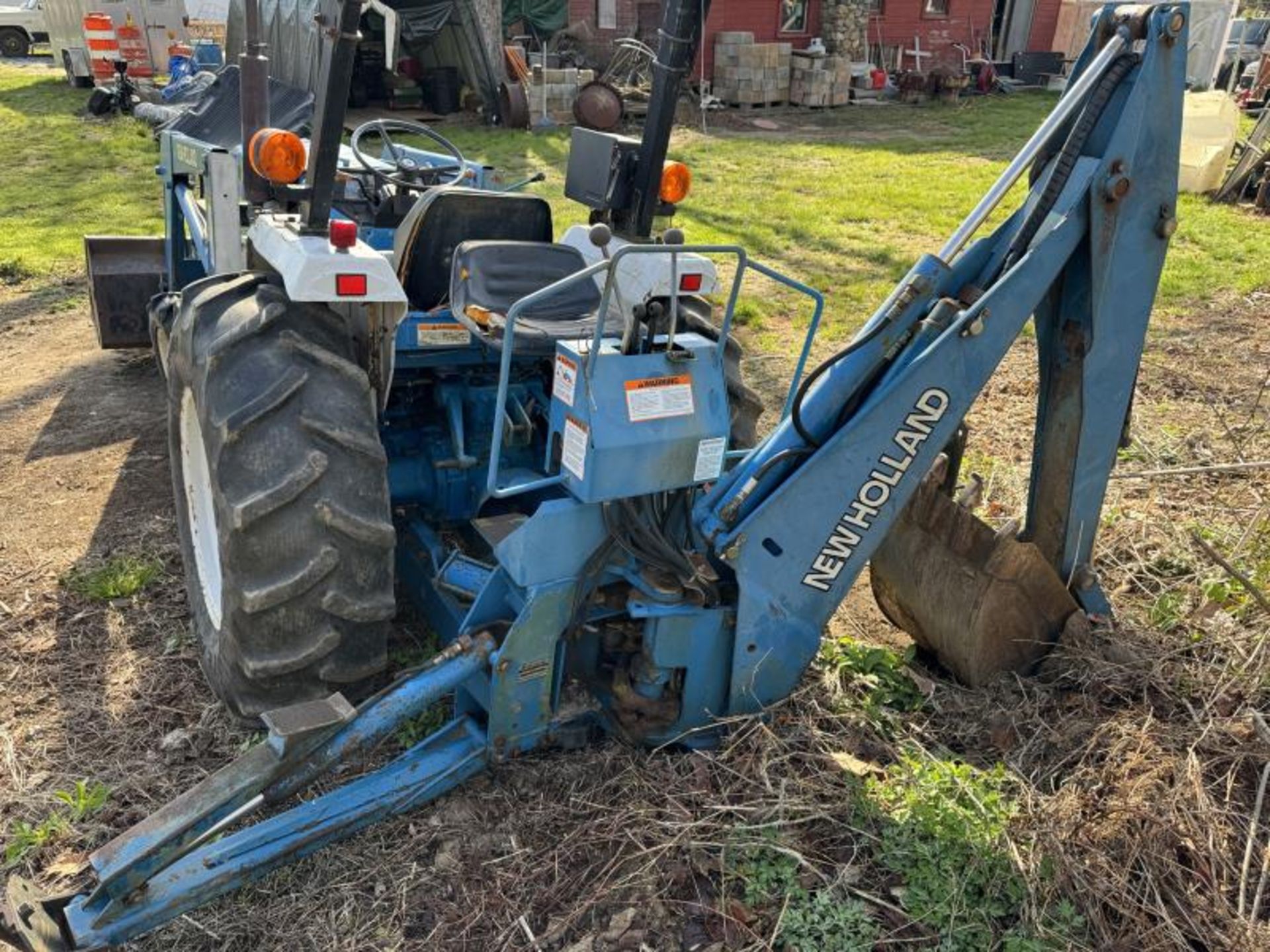 New Holland 1920 Tractor Loader / Backhoe - Bild 8 aus 12