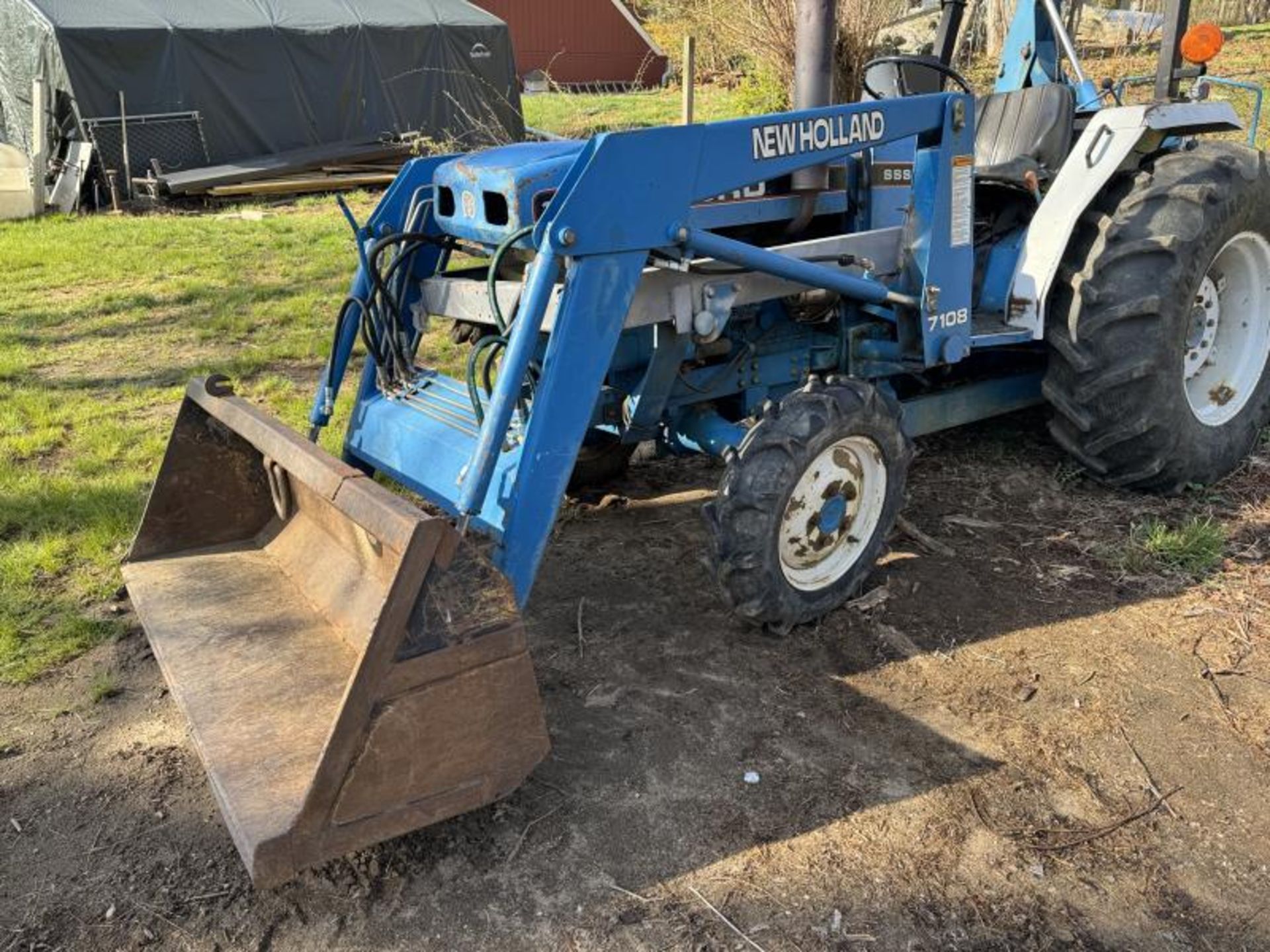 New Holland 1920 Tractor Loader / Backhoe - Bild 3 aus 12