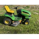 John Deere LA120 Automatic Lawn Tractor