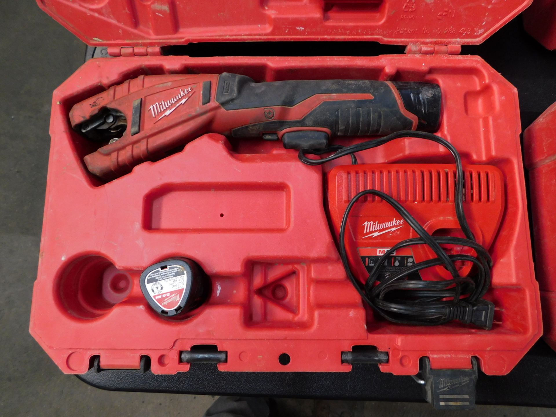 Milwaukee 2471-20 Cordless Copper Tubing Cutter