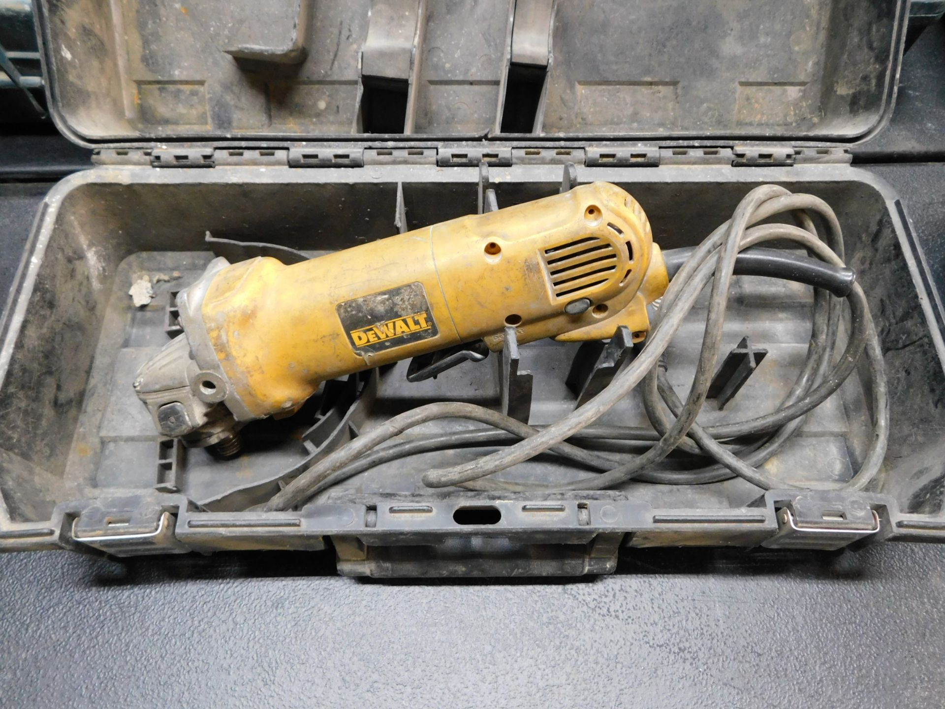 Dewalt 4 1/2" Right Angle Grinder