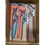 Pipe Wrenches & Channel Locks