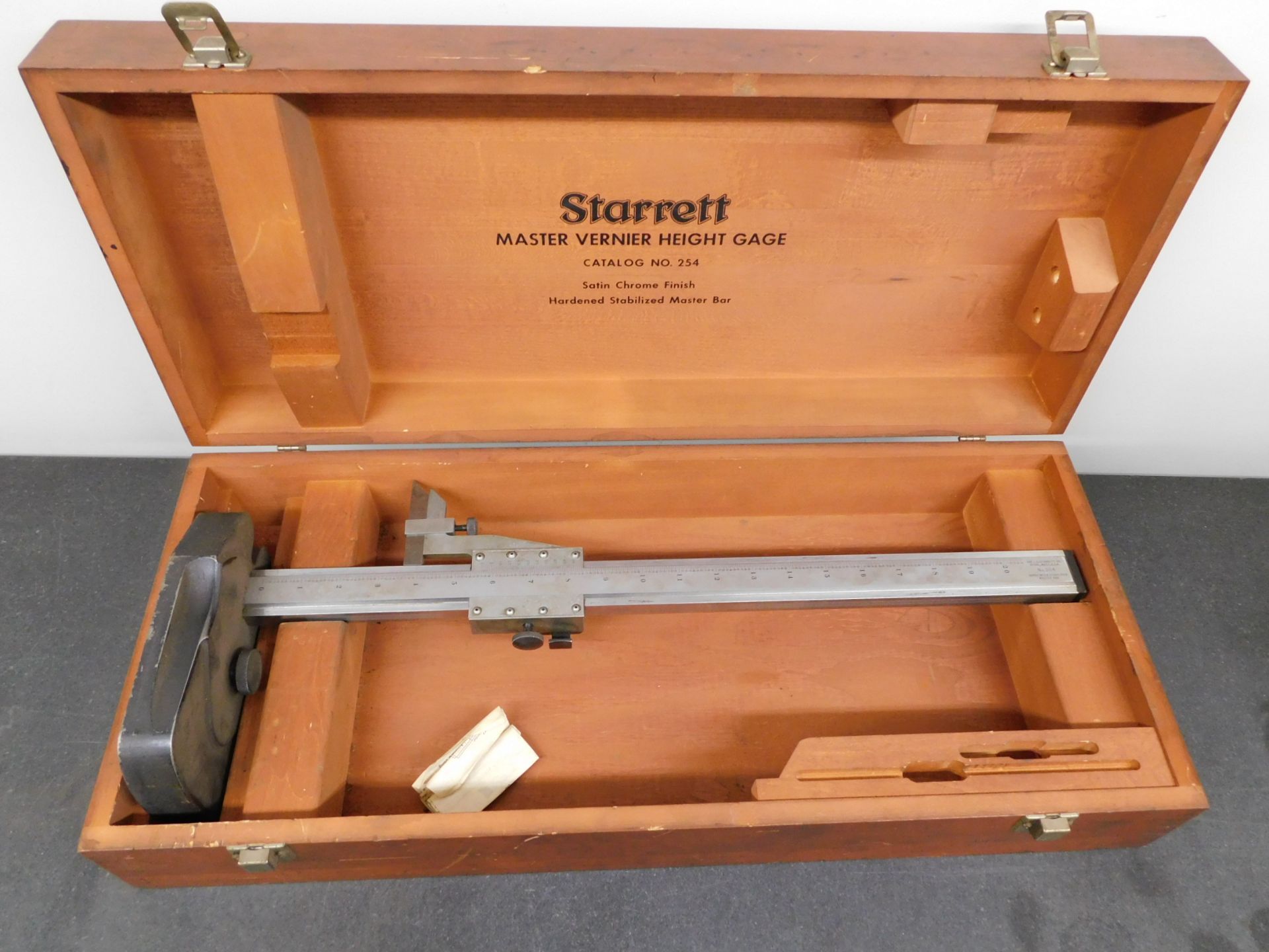 Starrett 20" Vernier Height Gage