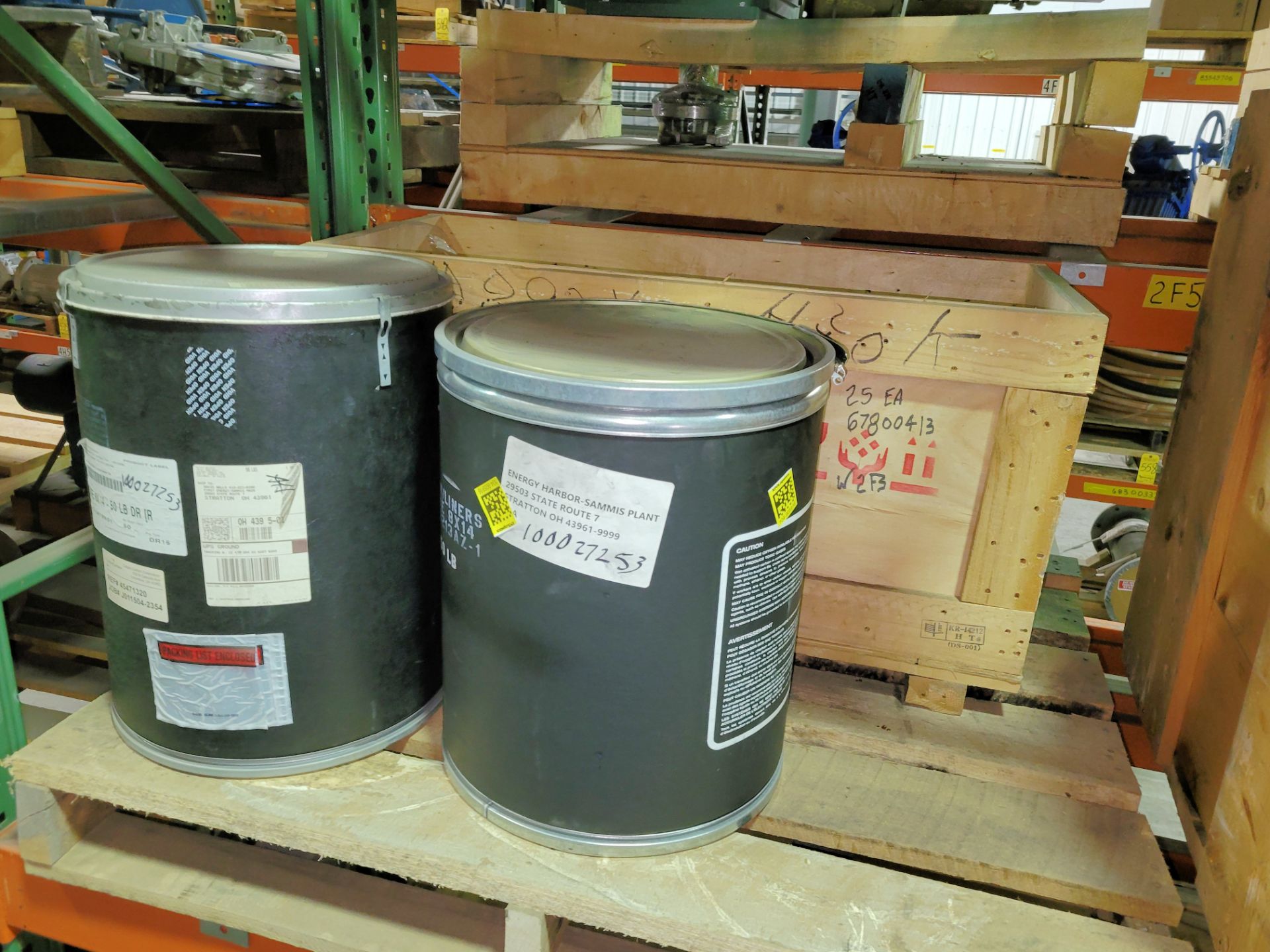 Lot - (1) Input Rotating Hydraulic Coupling in (1) Crate with (2) 50-lb. Drums of Activated Charcoal - Image 4 of 4