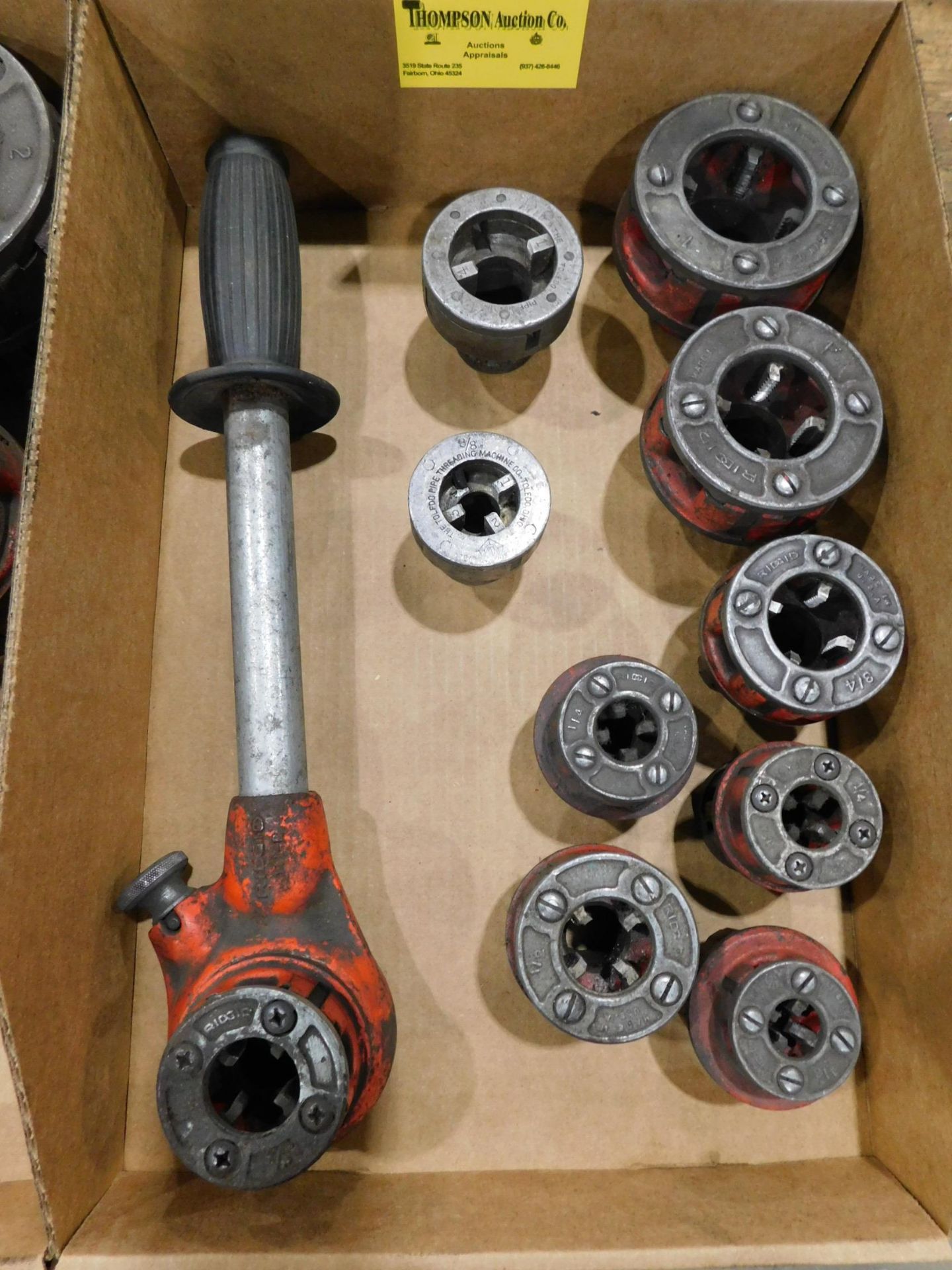 Ridgid Ratchet Type Hand Threader with Dies