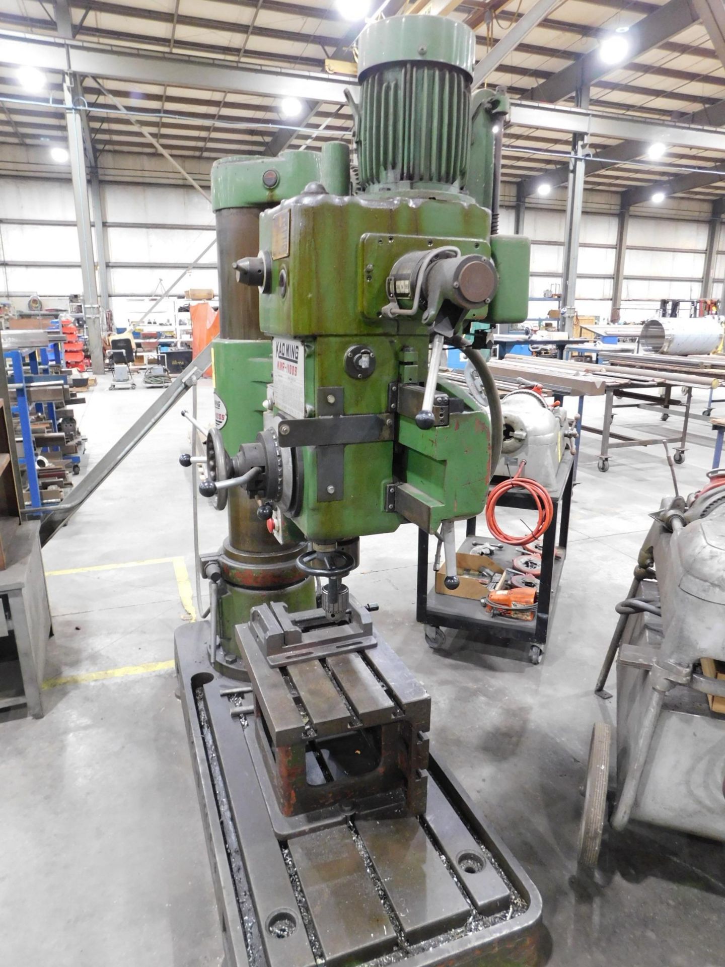 Kao Ming Model KMR-1100S Radial Arm Drill, s/n 1105, Box Table, 4' Arm, 11.8" Column - Image 5 of 8