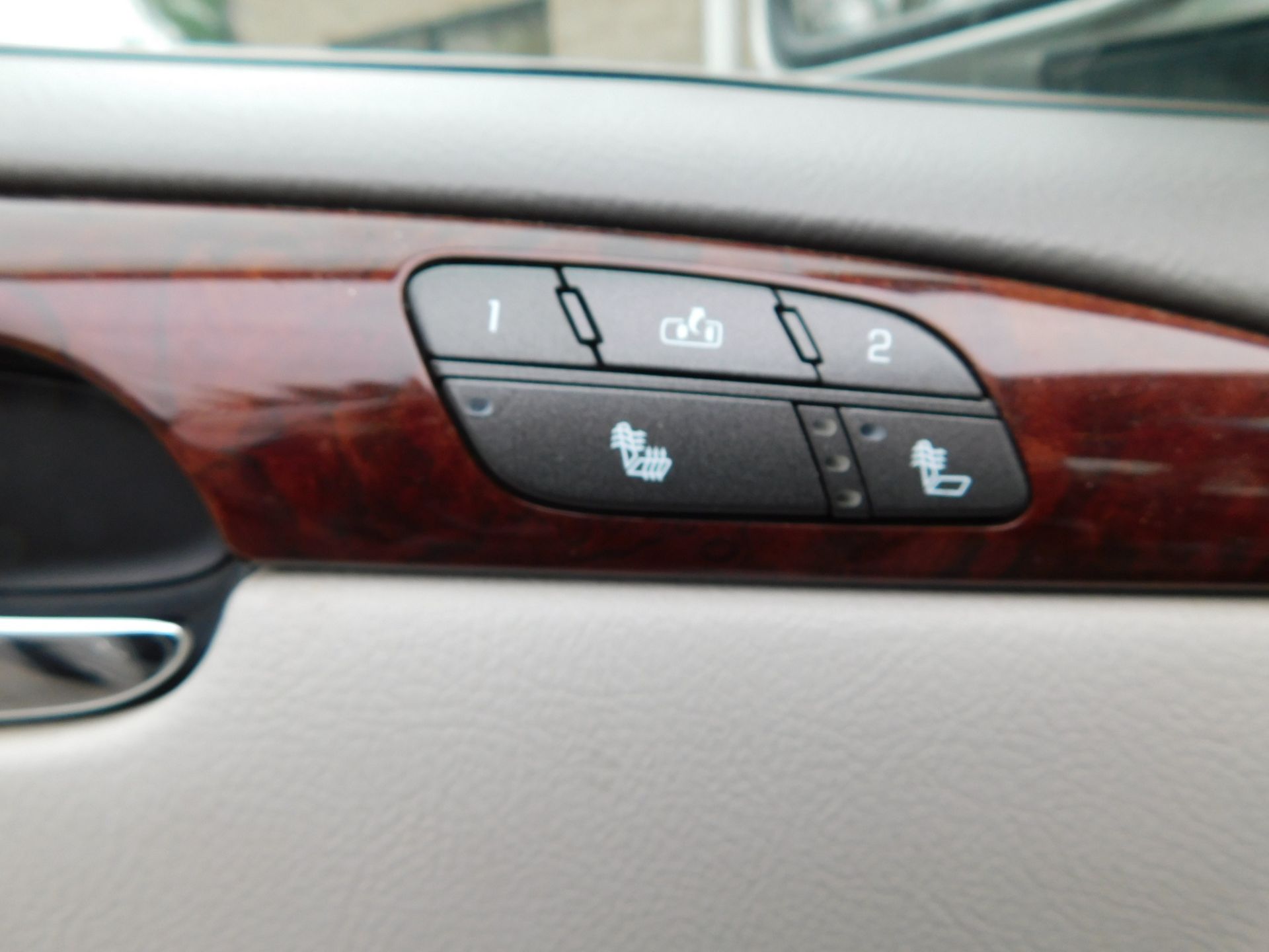 2007 Buick Lucerne CXL 4-Door Sedan, VIN 1G4HD57287U226782, Leather, Heated Seats, Automatic, PW, - Image 20 of 22