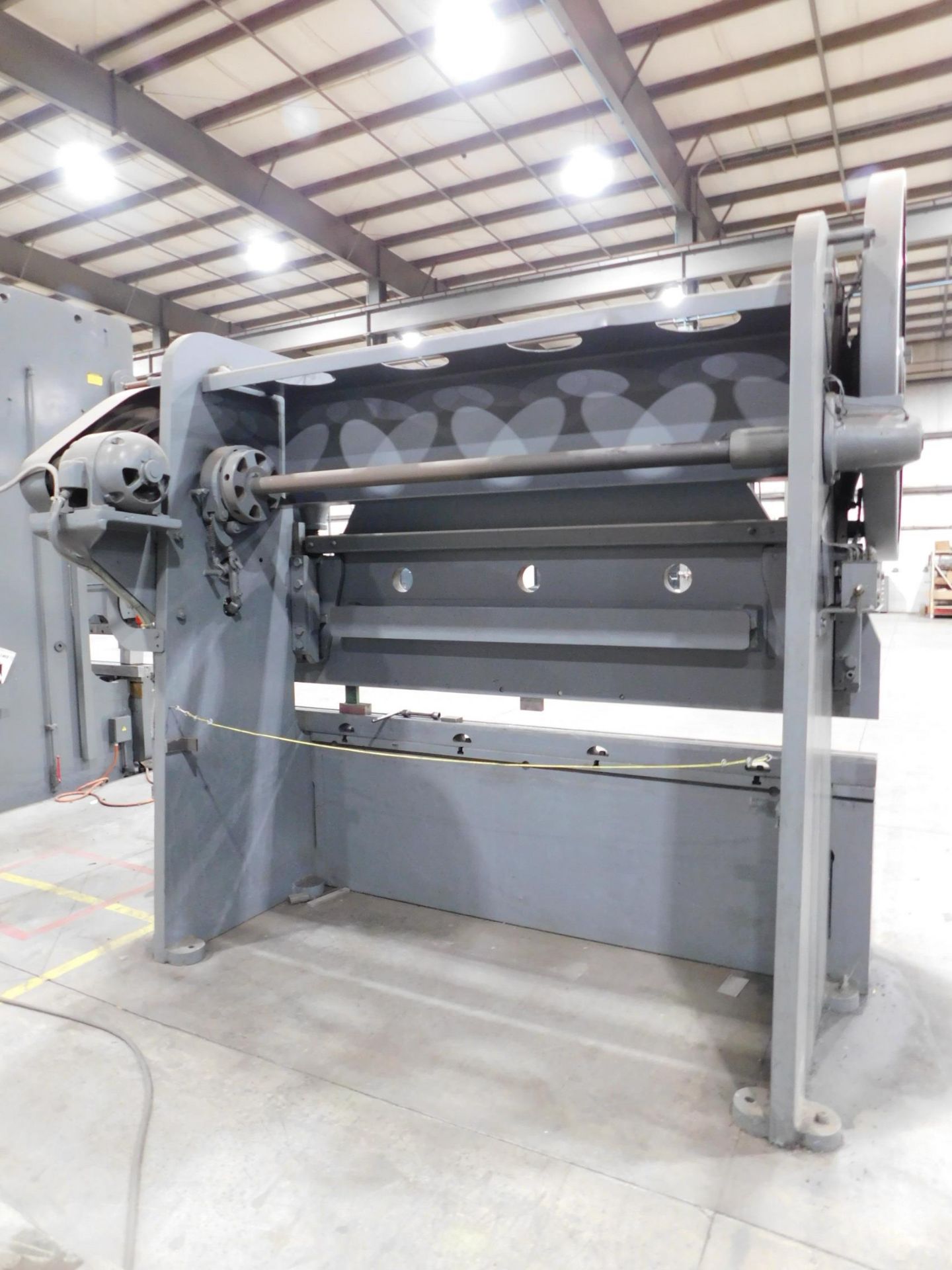 Cincinnati Series 4, Model 9-150 X 8 Mechanical Press Brake, s/n 28532, 225 Tons at Bottom of - Bild 4 aus 7