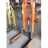 Presto Hydraulic Lift, Model M542, 1,000 Lb. Capacity